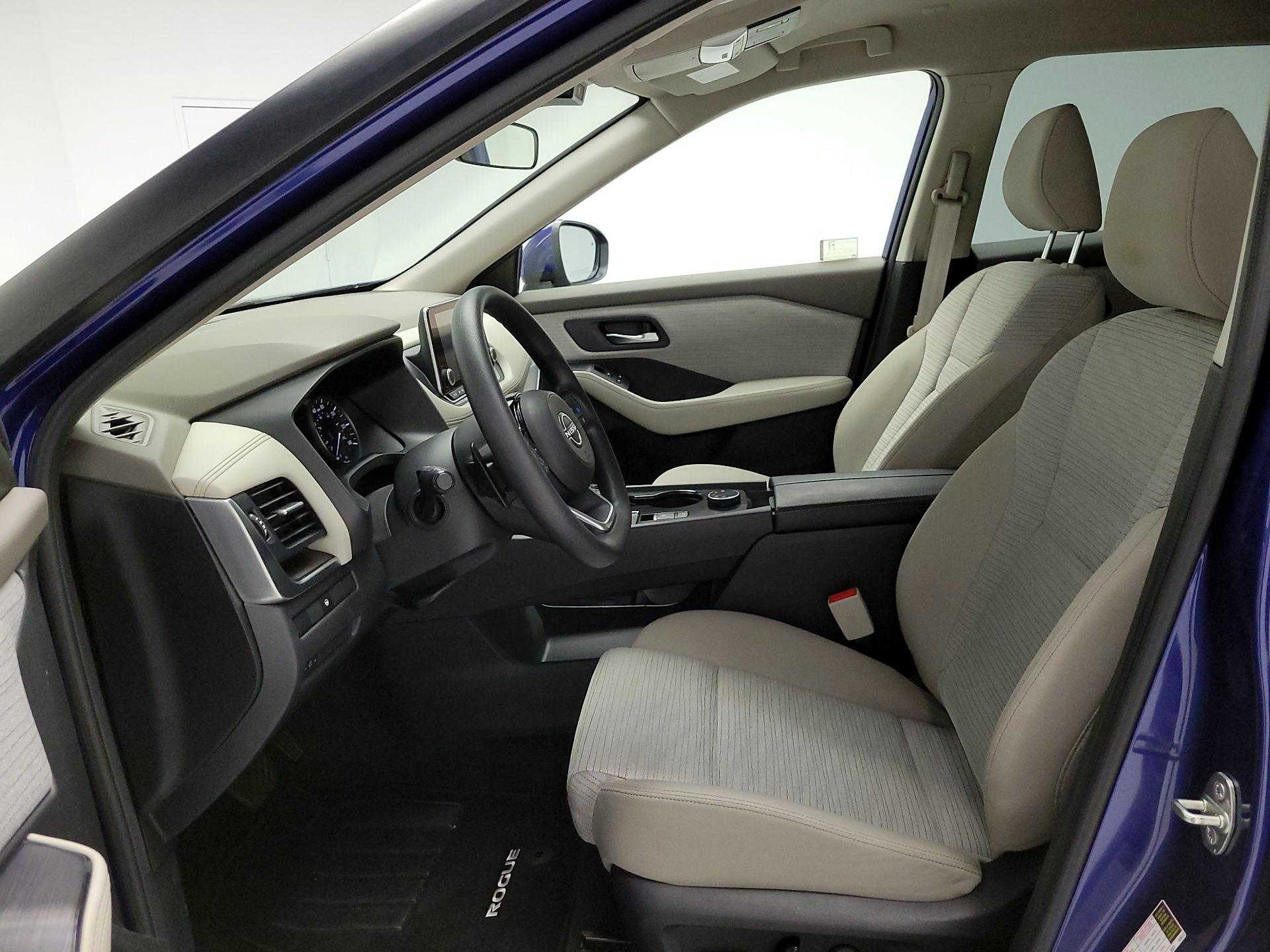Thumbnail: 2023 Nissan Rogue - 11