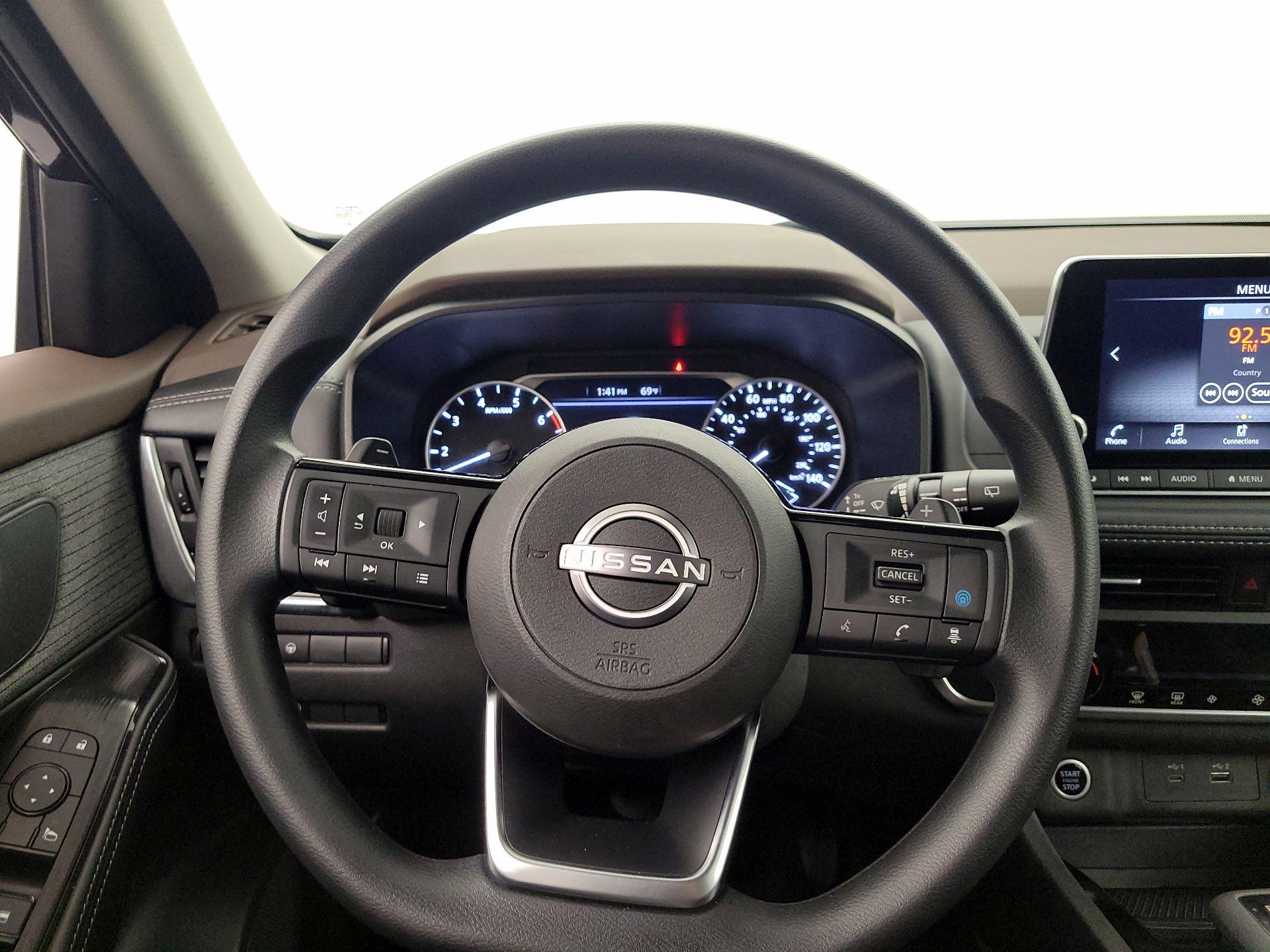 Thumbnail: 2023 Nissan Rogue - 10
