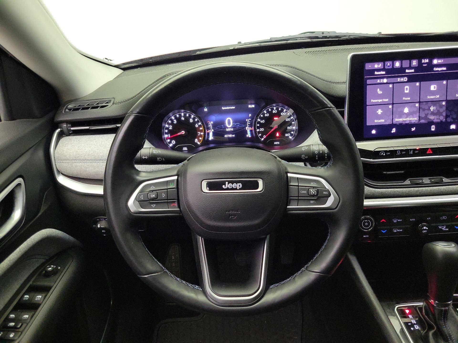Thumbnail: 2022 Jeep Compass - 10