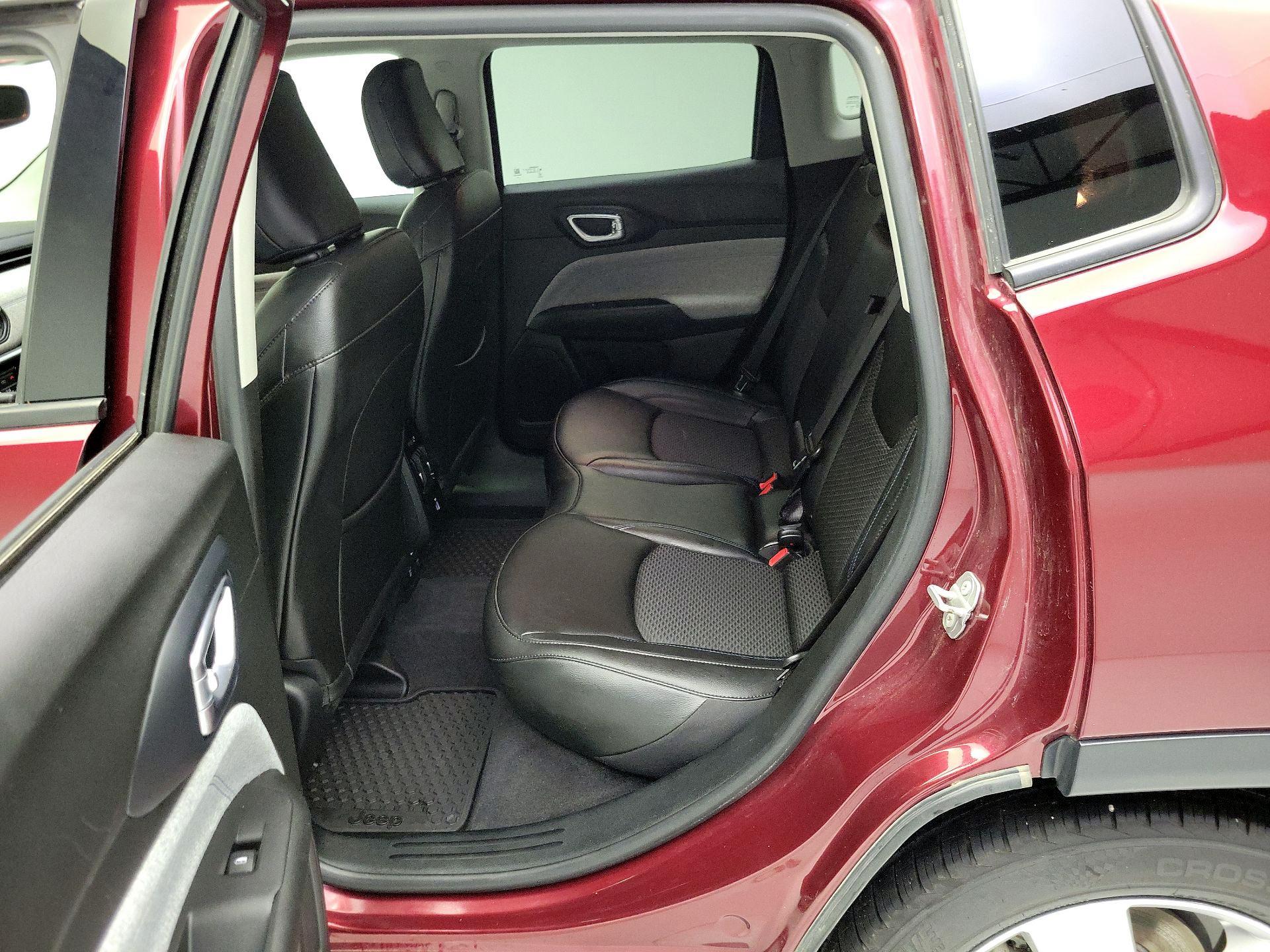 Thumbnail: 2022 Jeep Compass - 19