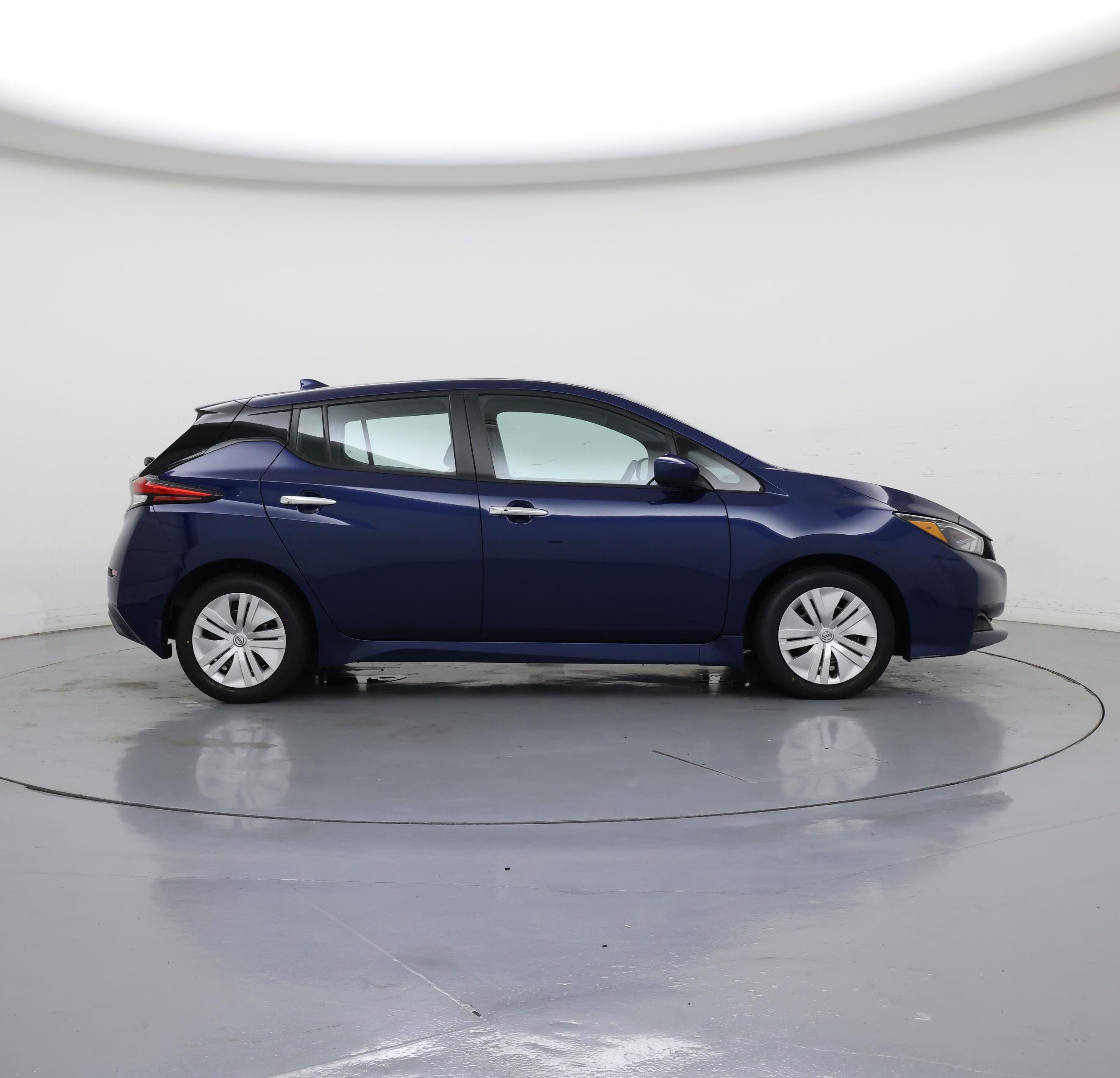 Thumbnail: 2024 Nissan Leaf - 7