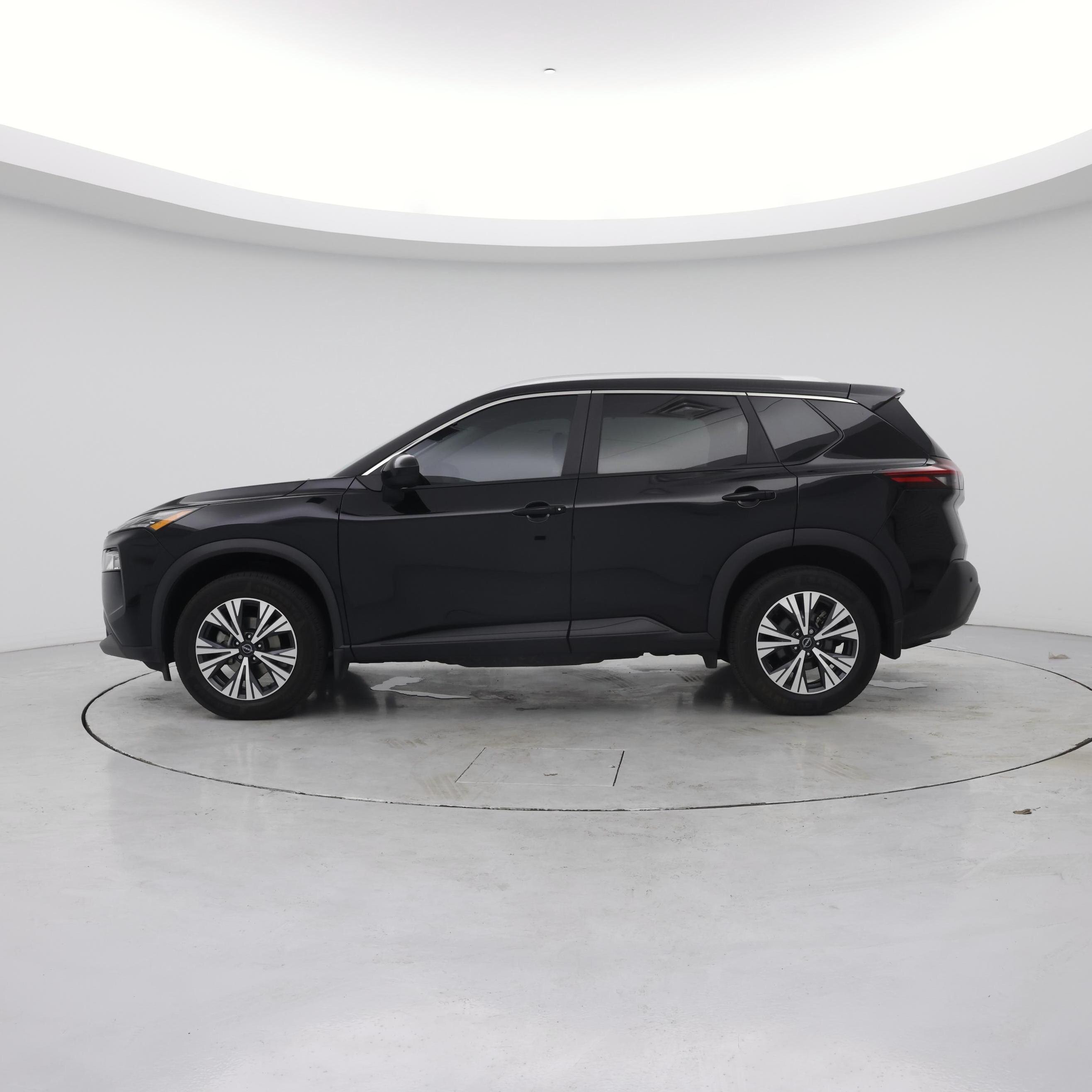 Thumbnail: 2023 Nissan Rogue - 3