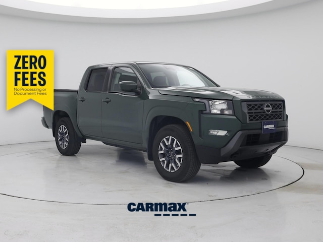 Green 2023 Nissan Frontier SV Crew Cab 4WD Pickup Truck Four-Wheel Drive Automatic
