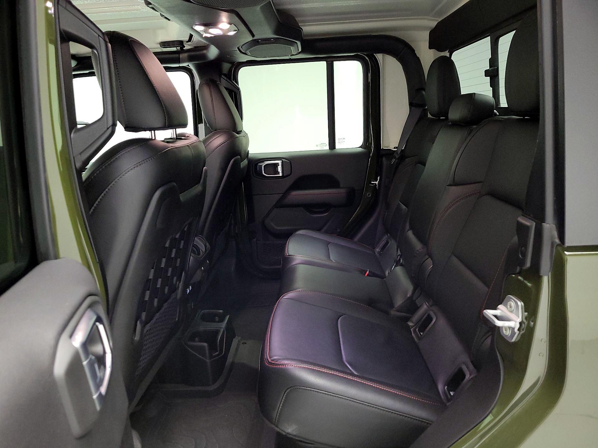 Thumbnail: 2023 Jeep Gladiator - 19