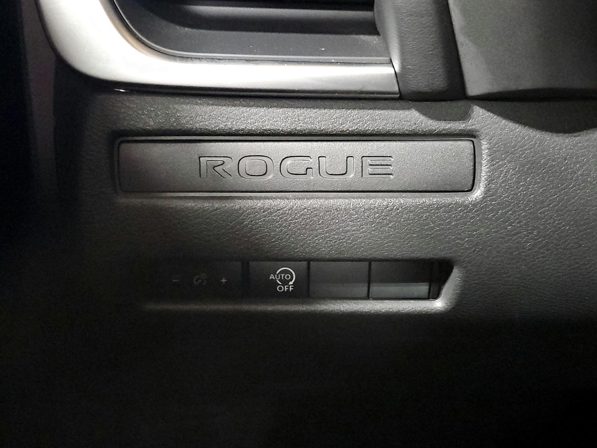 Thumbnail: 2023 Nissan Rogue - 11