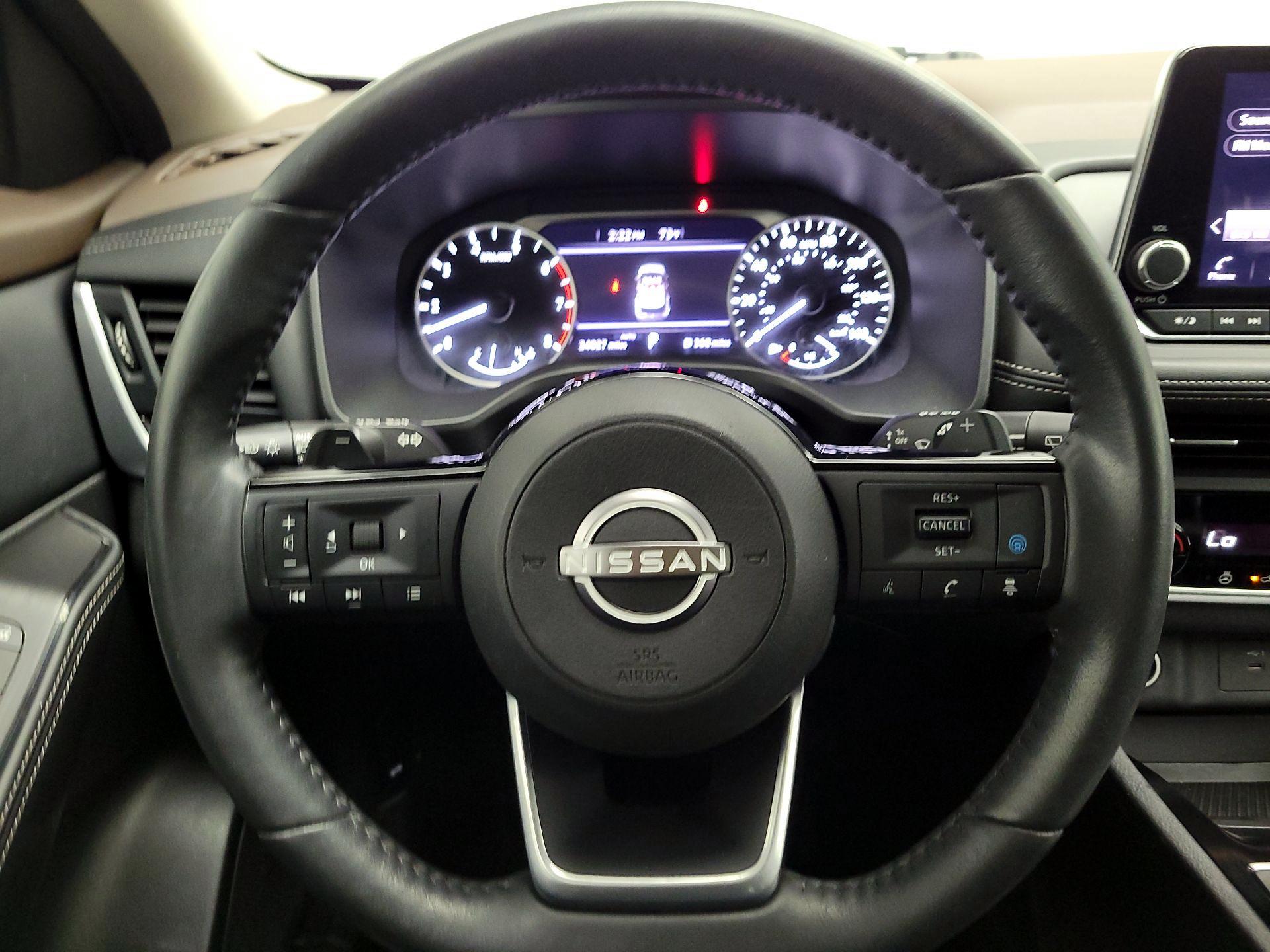 Thumbnail: 2023 Nissan Rogue - 10