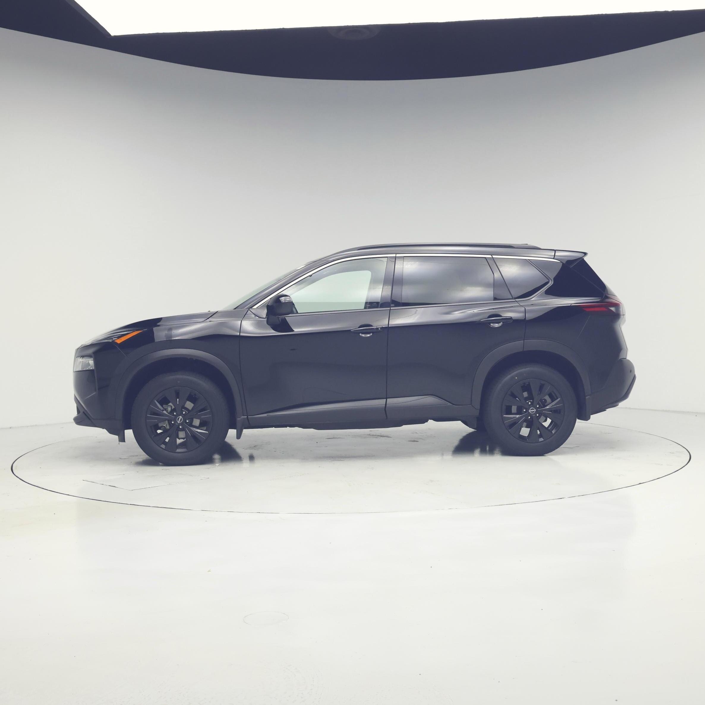 Thumbnail: 2023 Nissan Rogue - 3