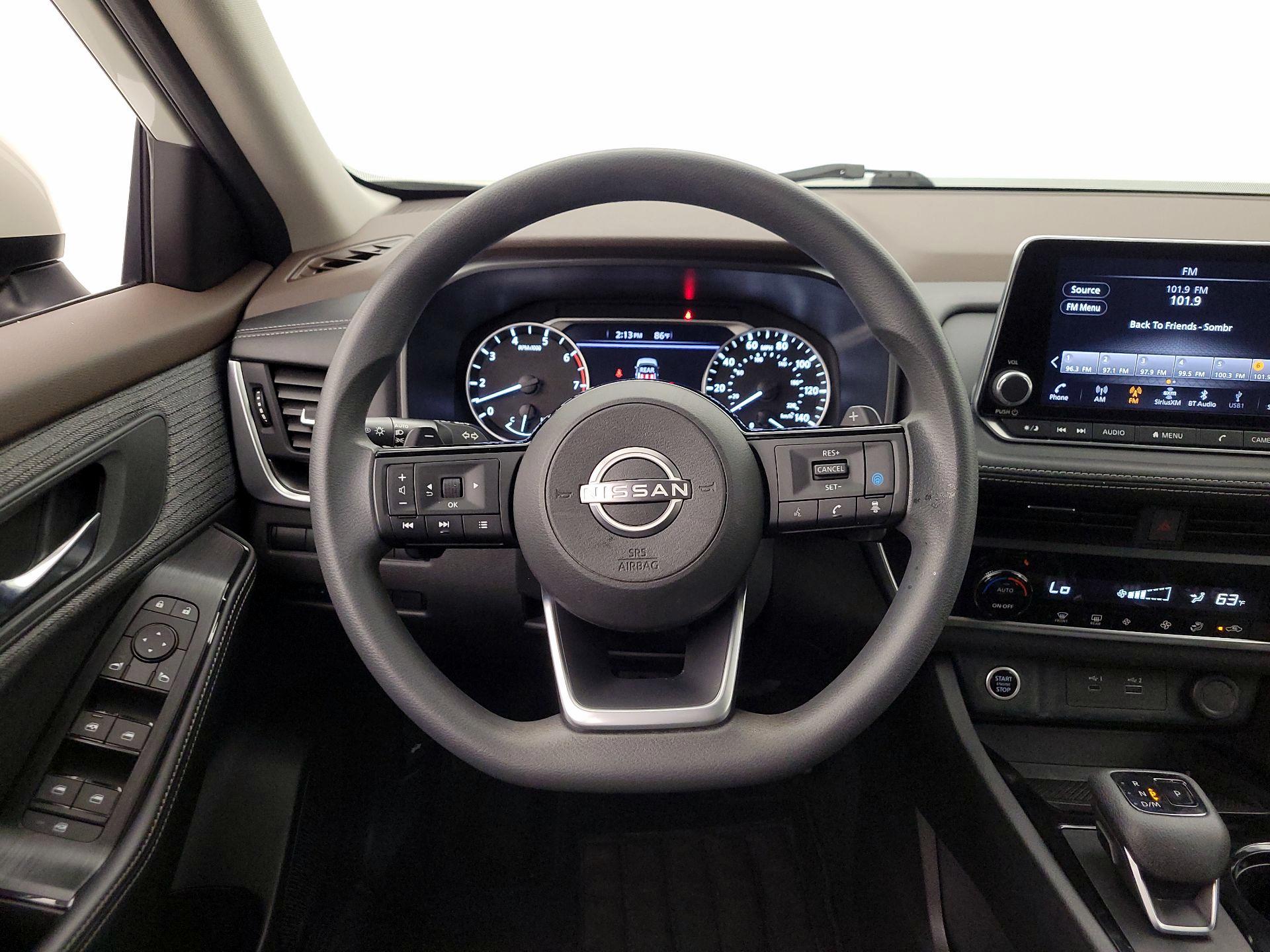 Thumbnail: 2023 Nissan Rogue - 10
