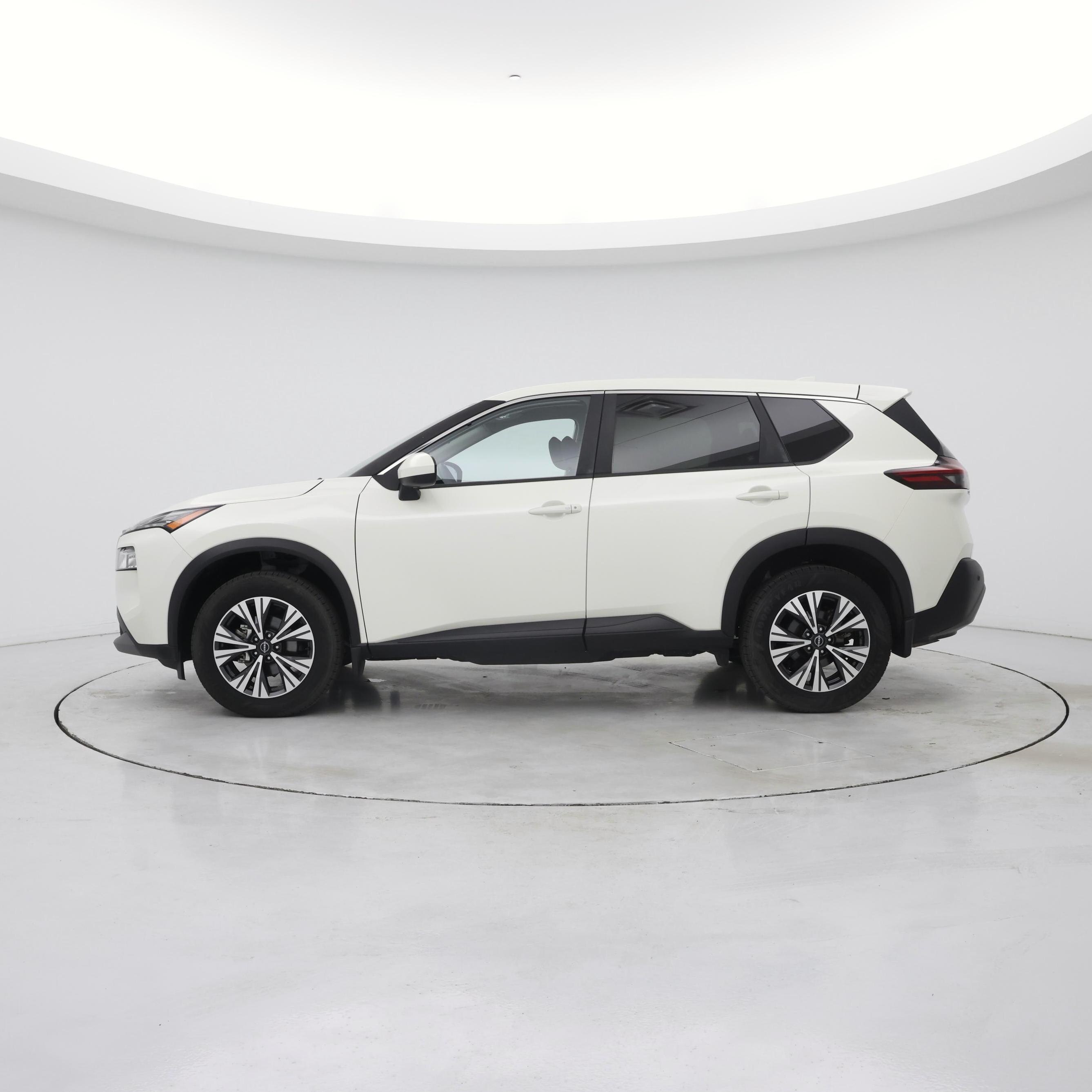 Thumbnail: 2023 Nissan Rogue - 3