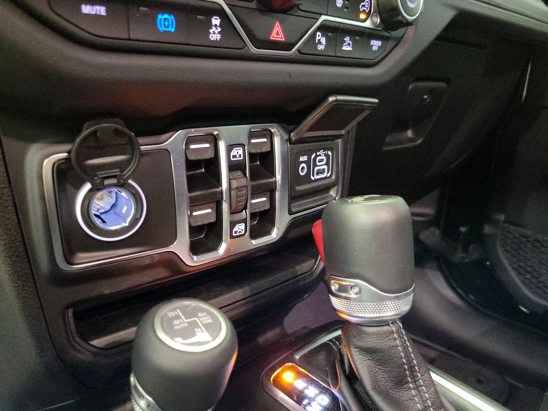 Thumbnail: 2024 Jeep Wrangler - 19