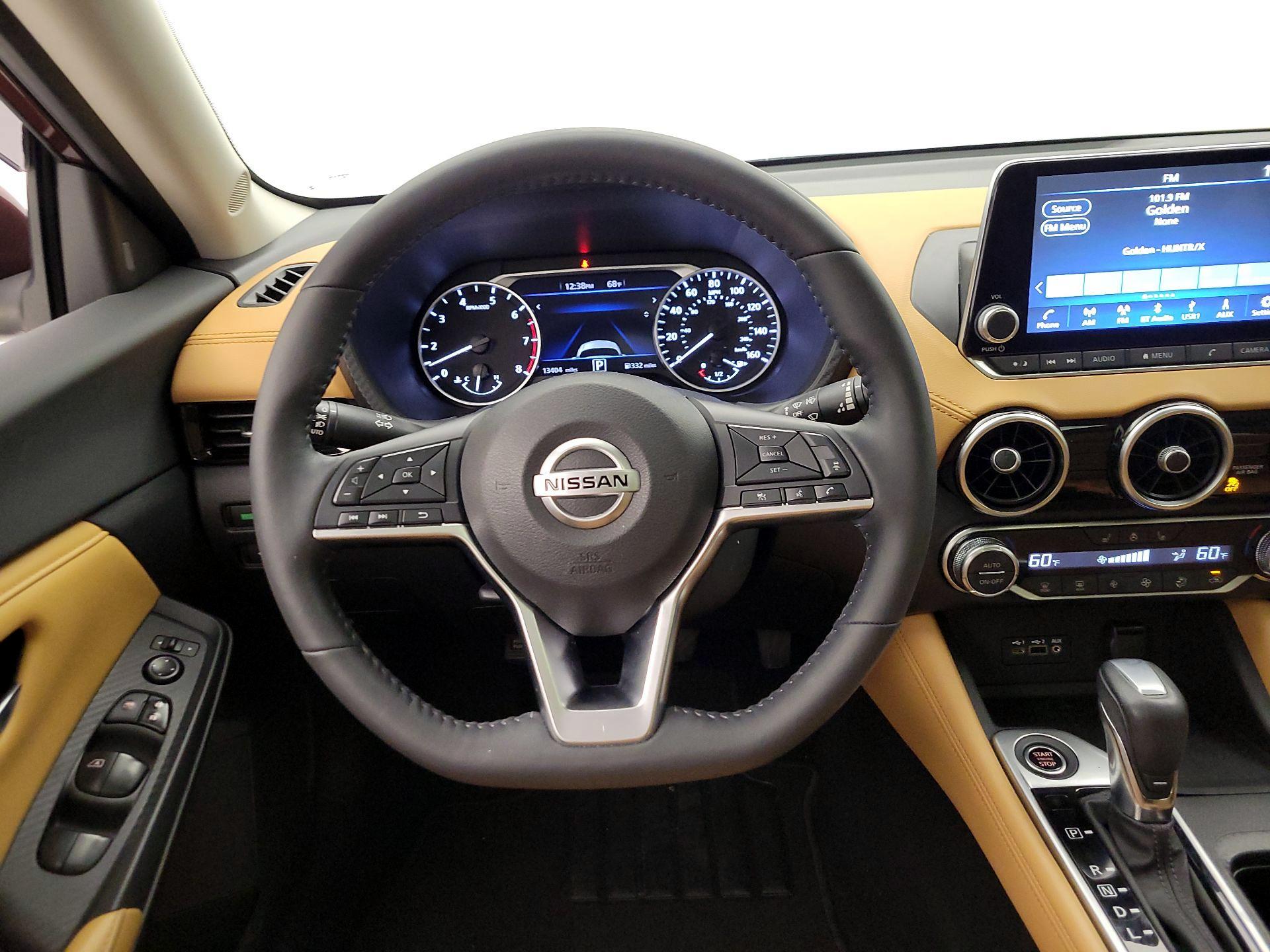 Thumbnail: 2023 Nissan Sentra - 10