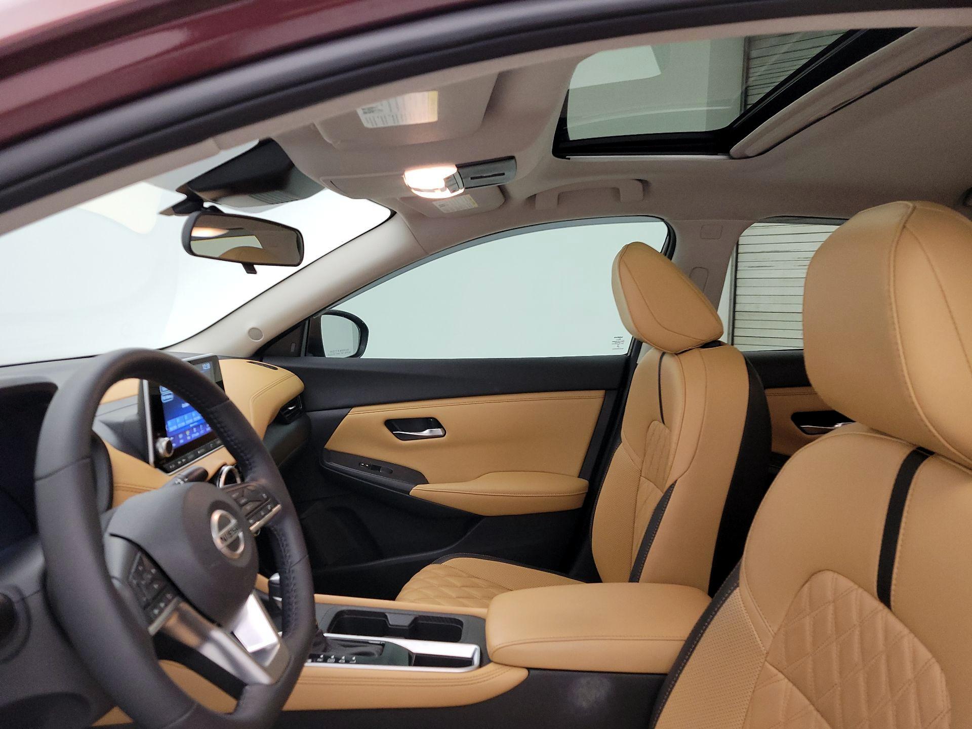 Thumbnail: 2023 Nissan Sentra - 19