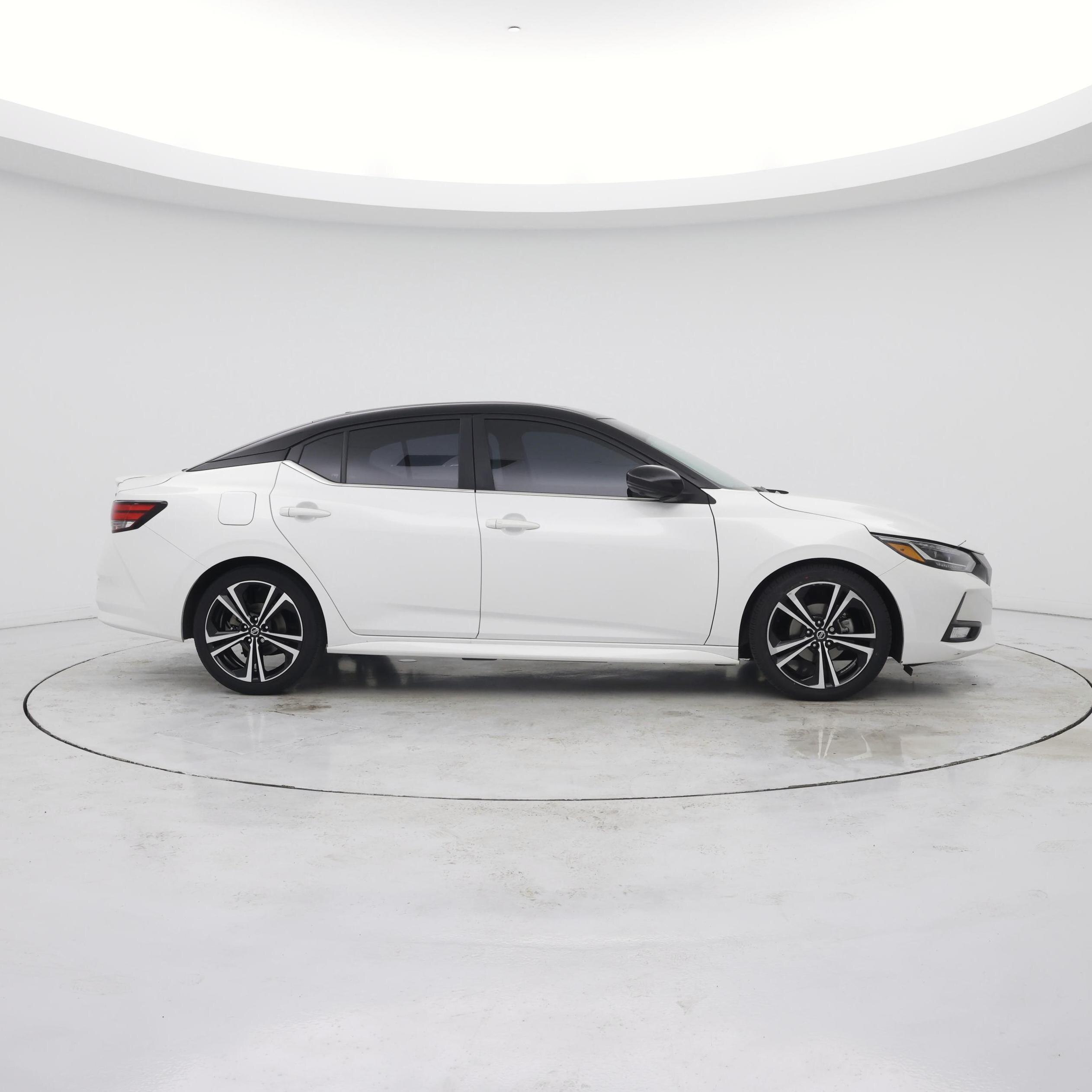 Thumbnail: 2023 Nissan Sentra - 7