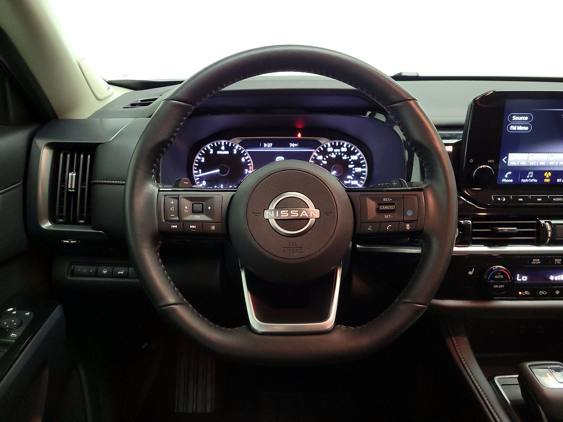 Thumbnail: 2023 Nissan Pathfinder - 10