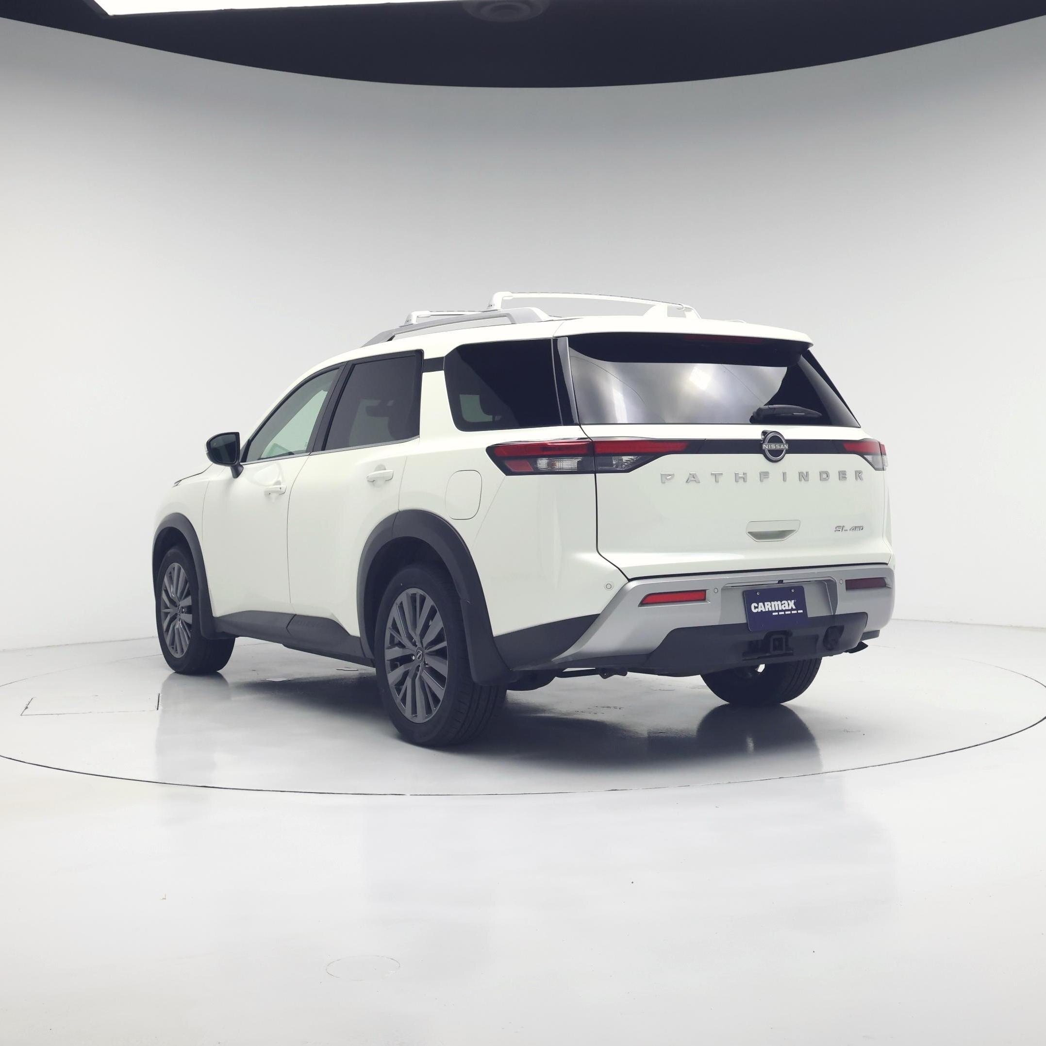 Thumbnail: 2023 Nissan Pathfinder - 2
