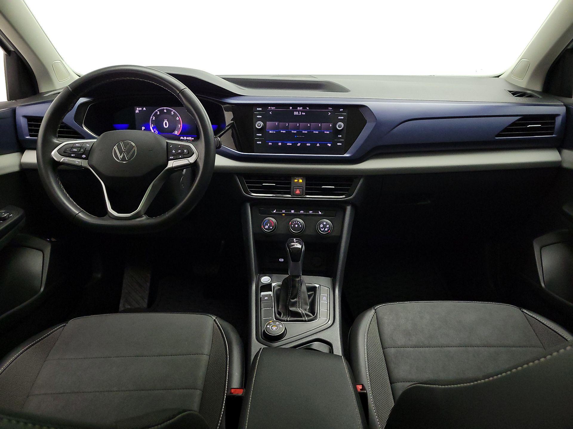 Thumbnail: 2022 Volkswagen Taos - 9