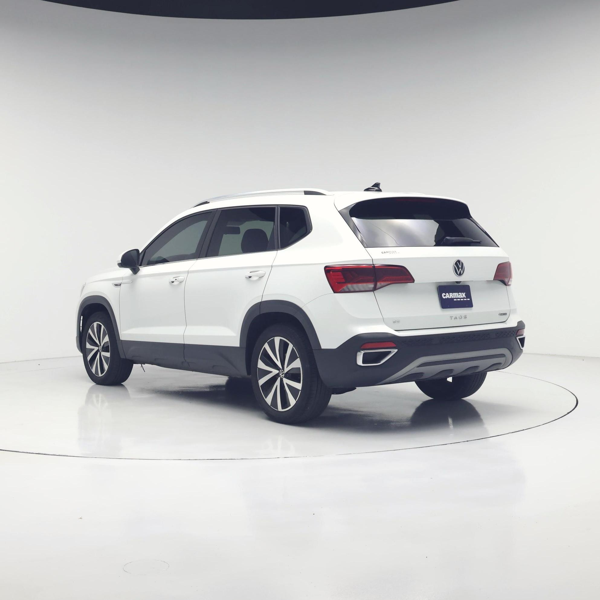 Thumbnail: 2022 Volkswagen Taos - 2