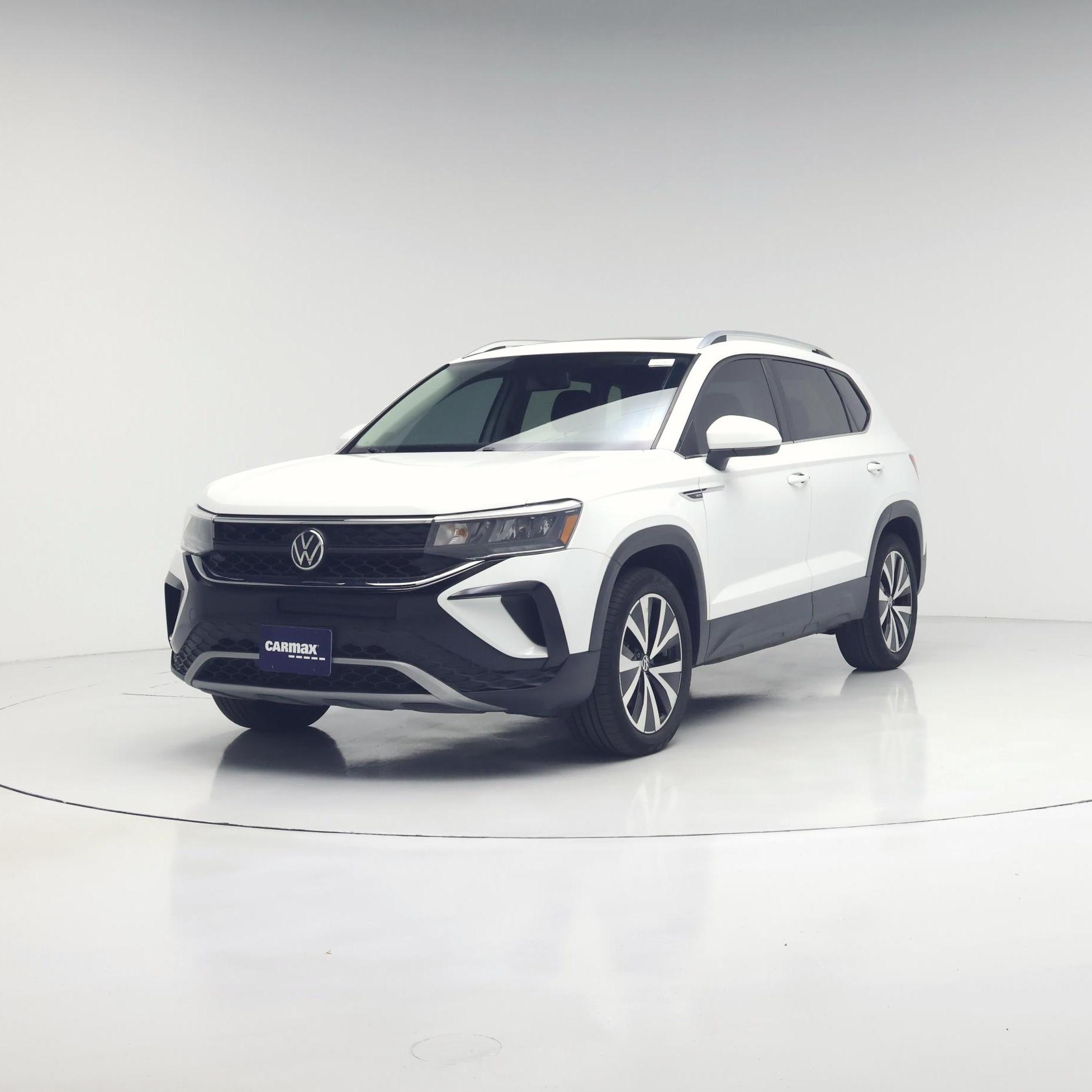 Thumbnail: 2022 Volkswagen Taos - 4
