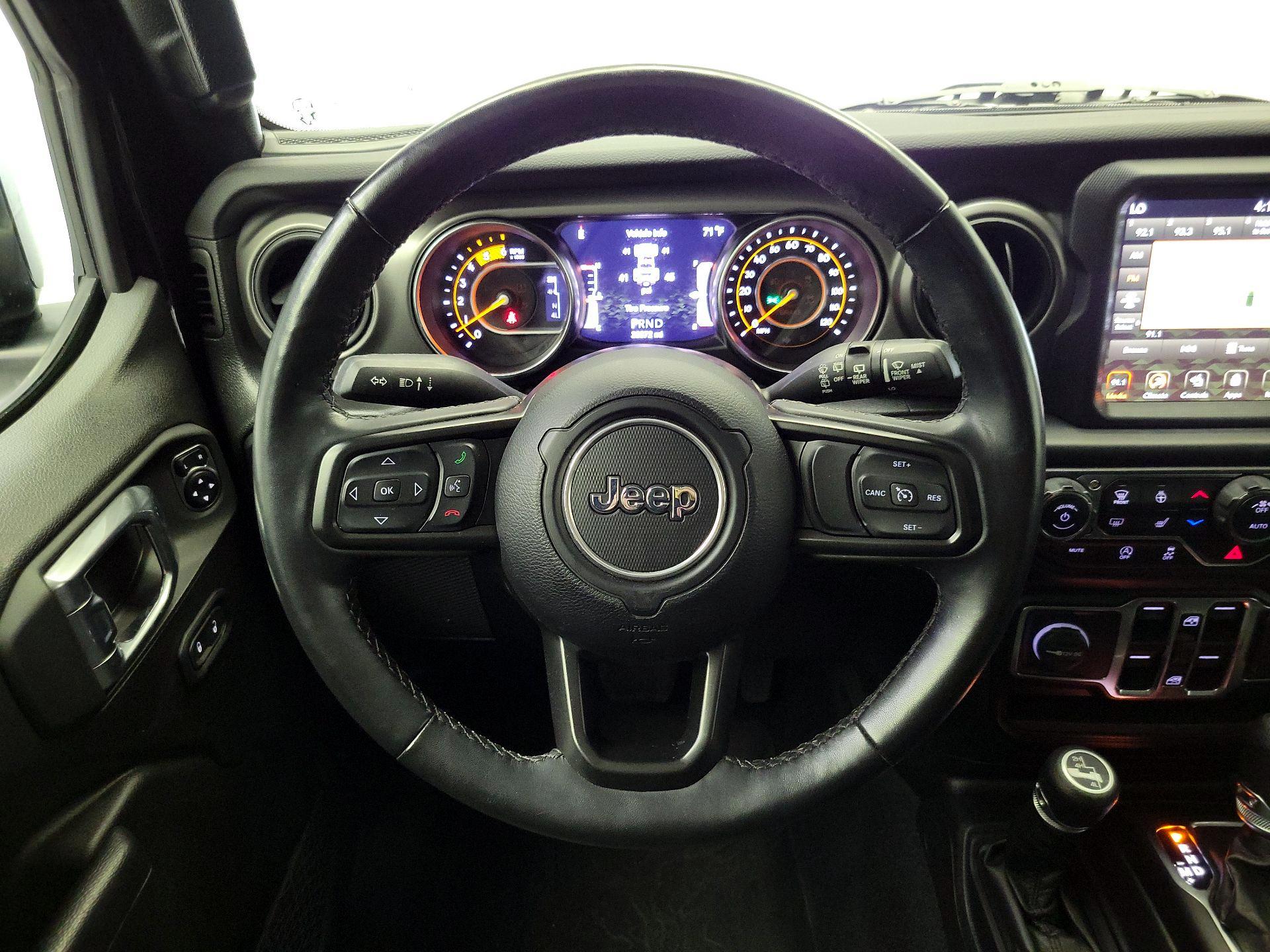 Thumbnail: 2022 Jeep Wrangler - 10