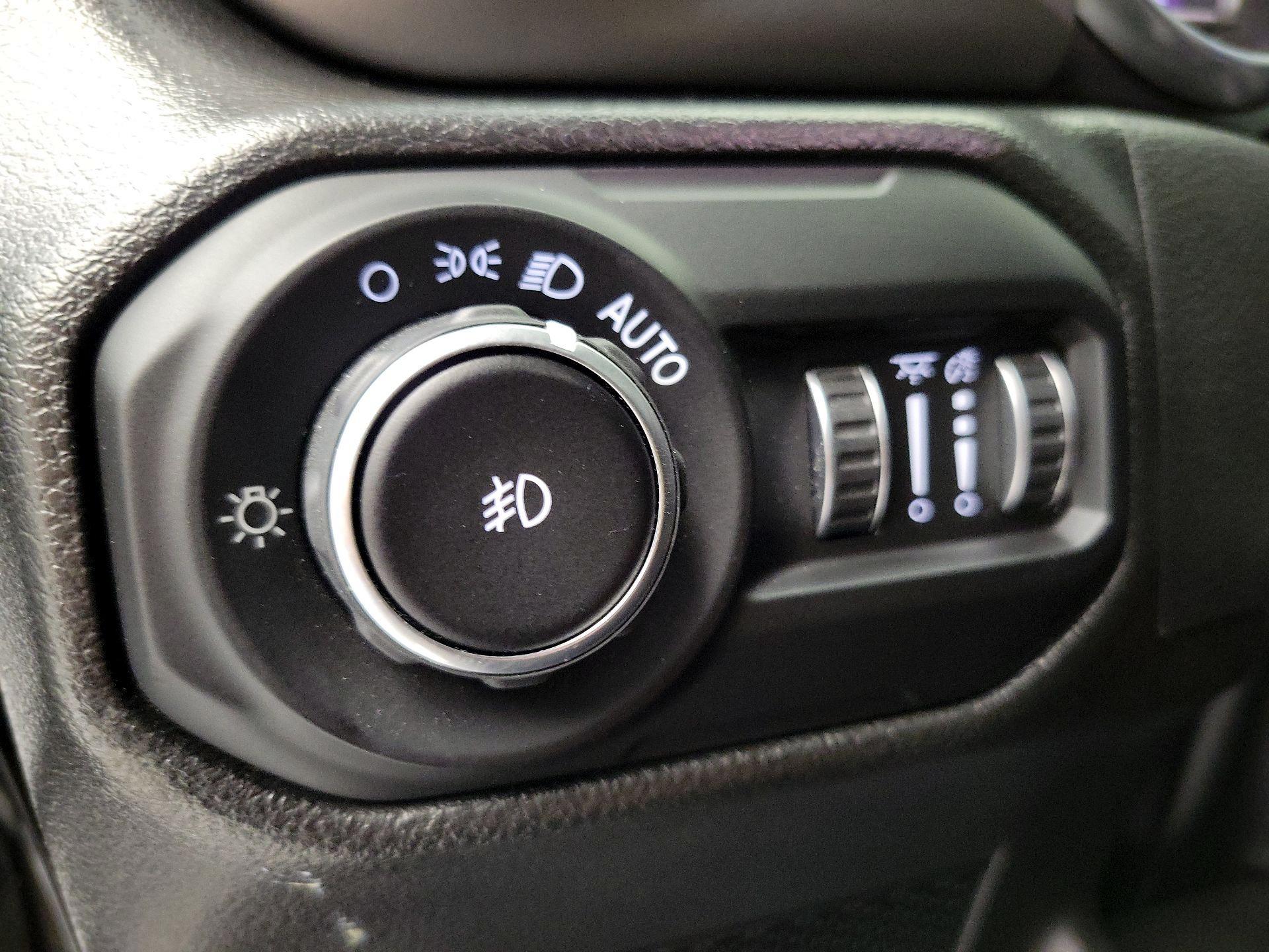 Thumbnail: 2022 Jeep Wrangler - 13