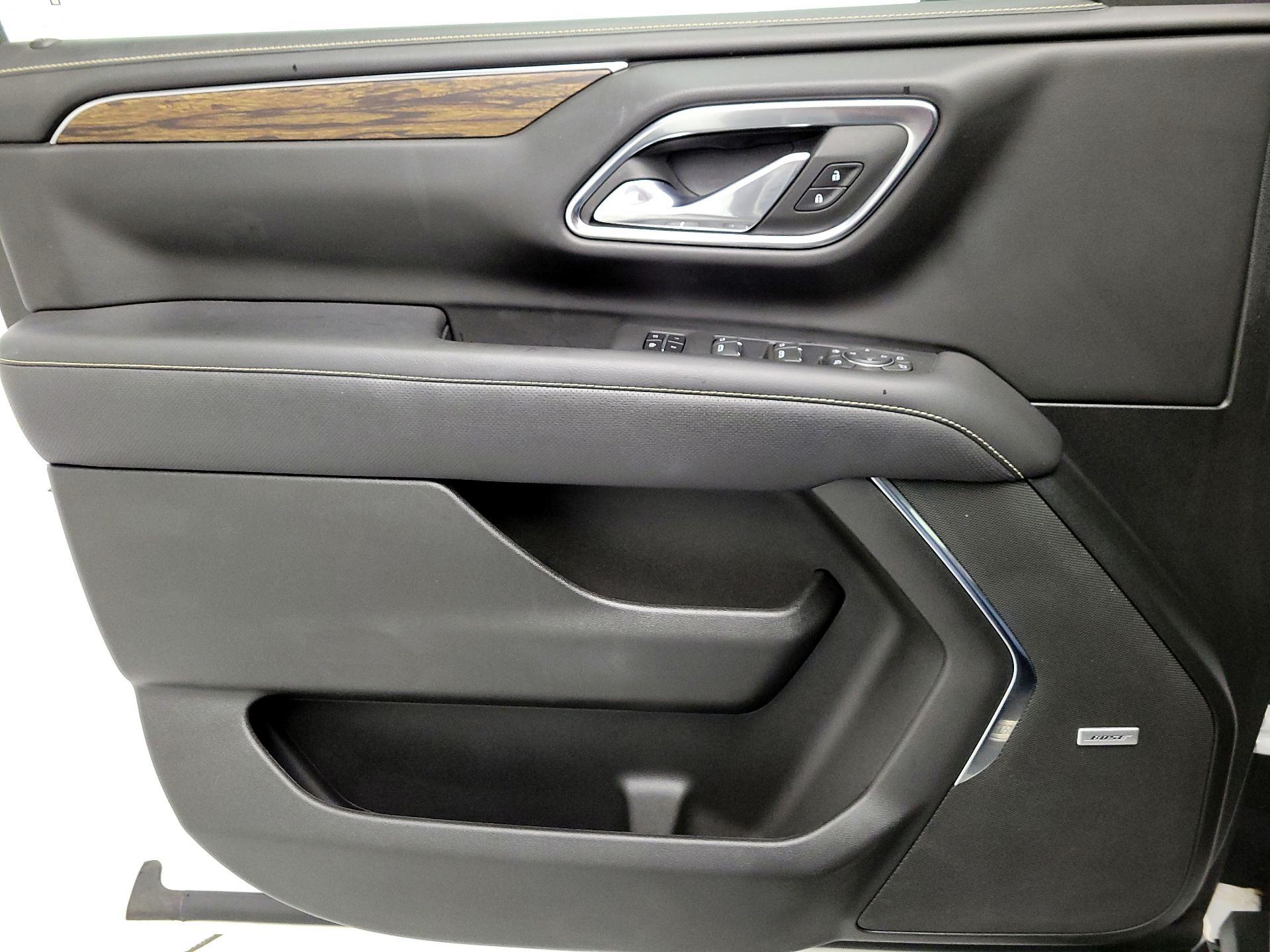 Thumbnail: 2023 Chevrolet Suburban - 12