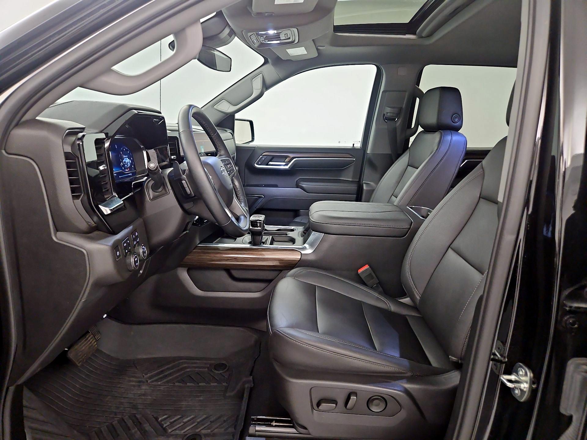Thumbnail: 2023 Chevrolet Silverado 1500 - 9