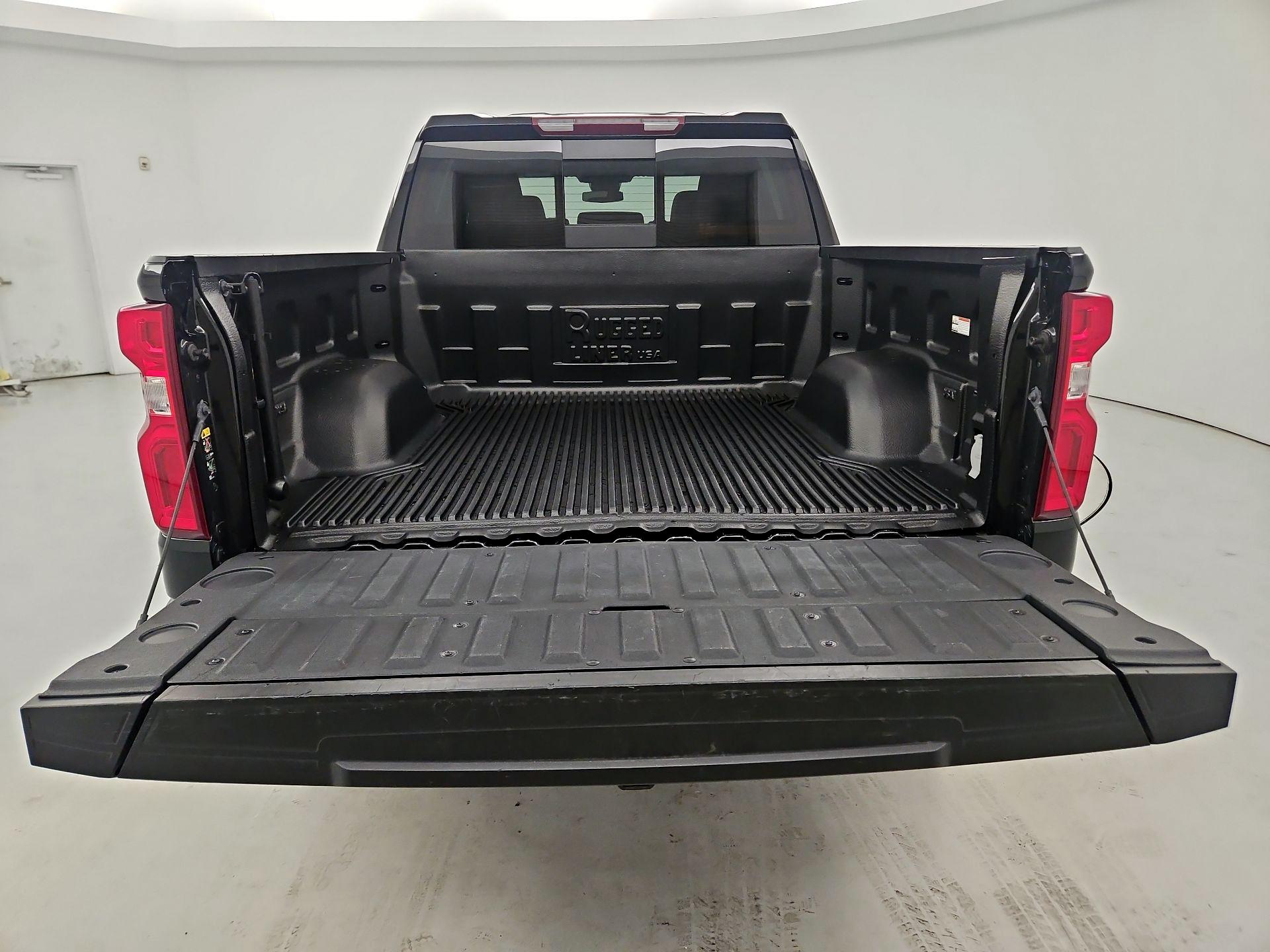 Thumbnail: 2023 Chevrolet Silverado 1500 - 19