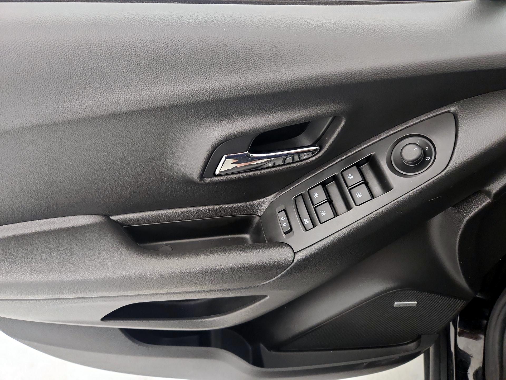 Thumbnail: 2020 Chevrolet Trax - 12