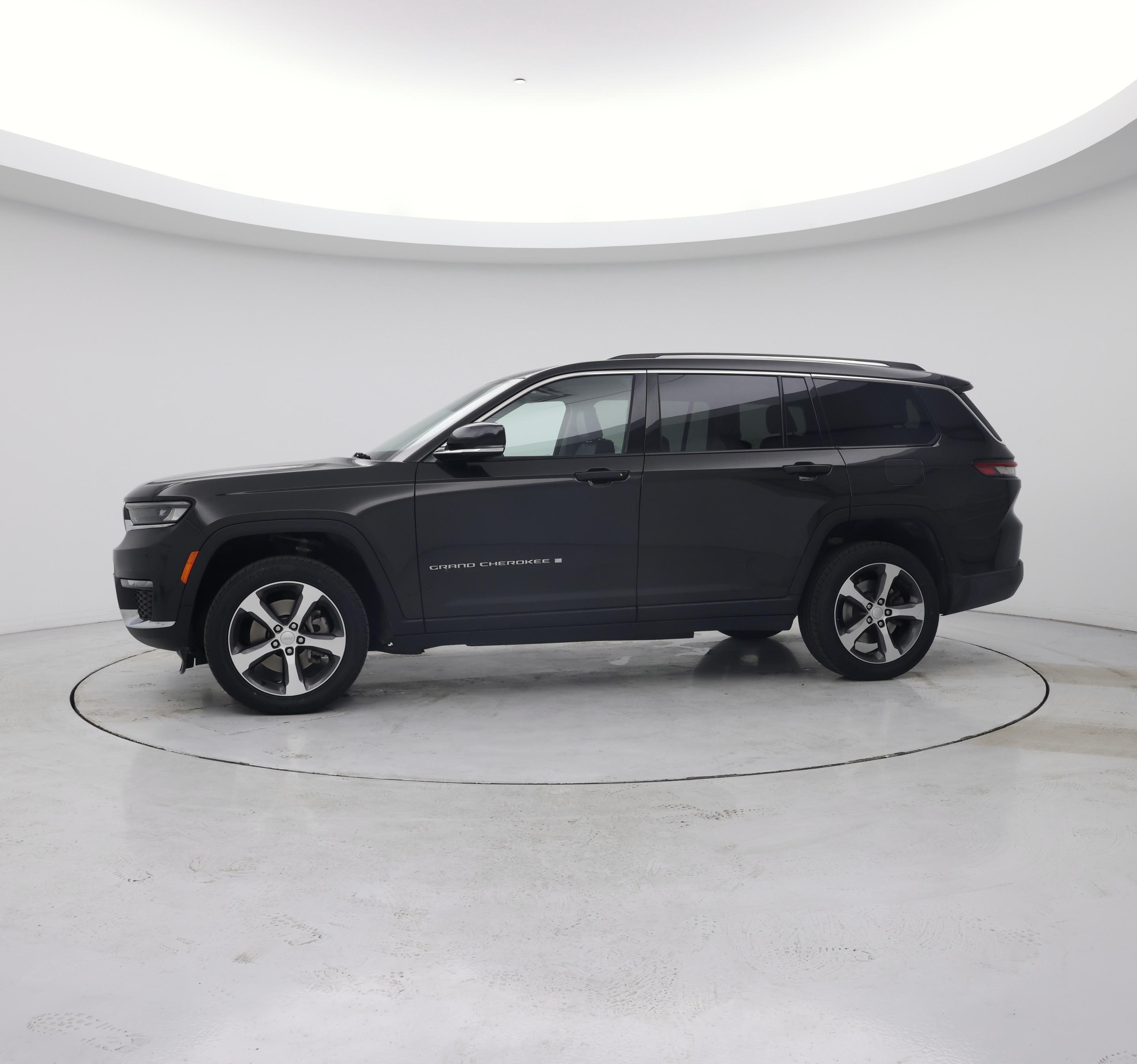 Thumbnail: 2023 Jeep Grand Cherokee L - 3