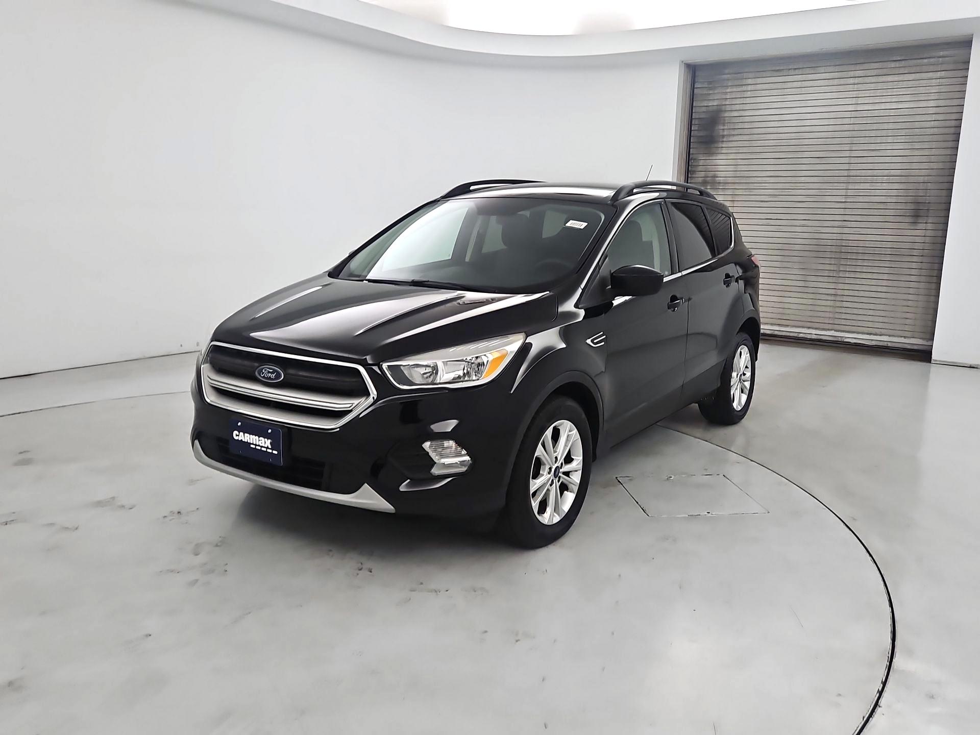 Thumbnail: 2018 Ford Escape - 3