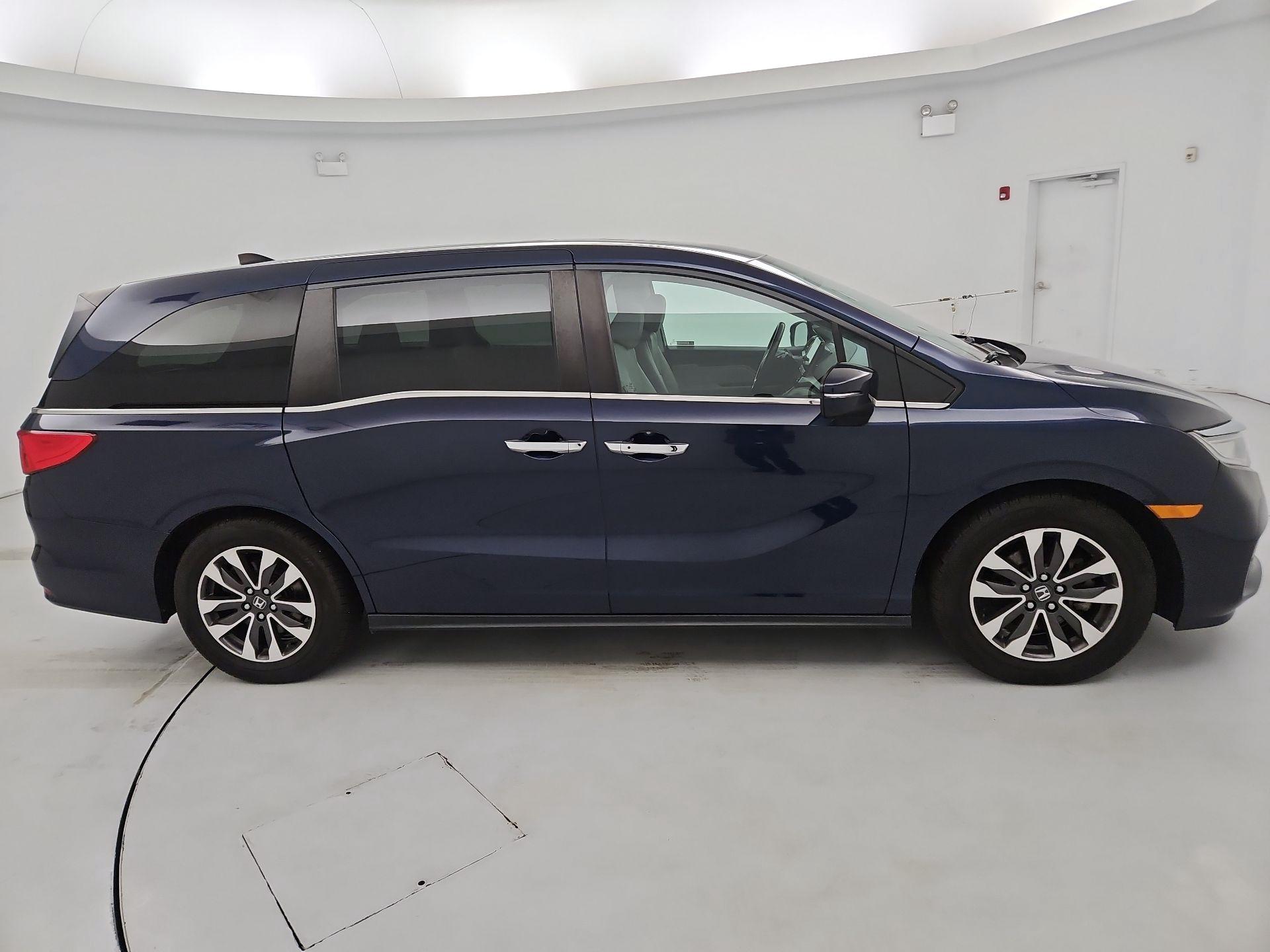 Thumbnail: 2021 Honda Odyssey - 4