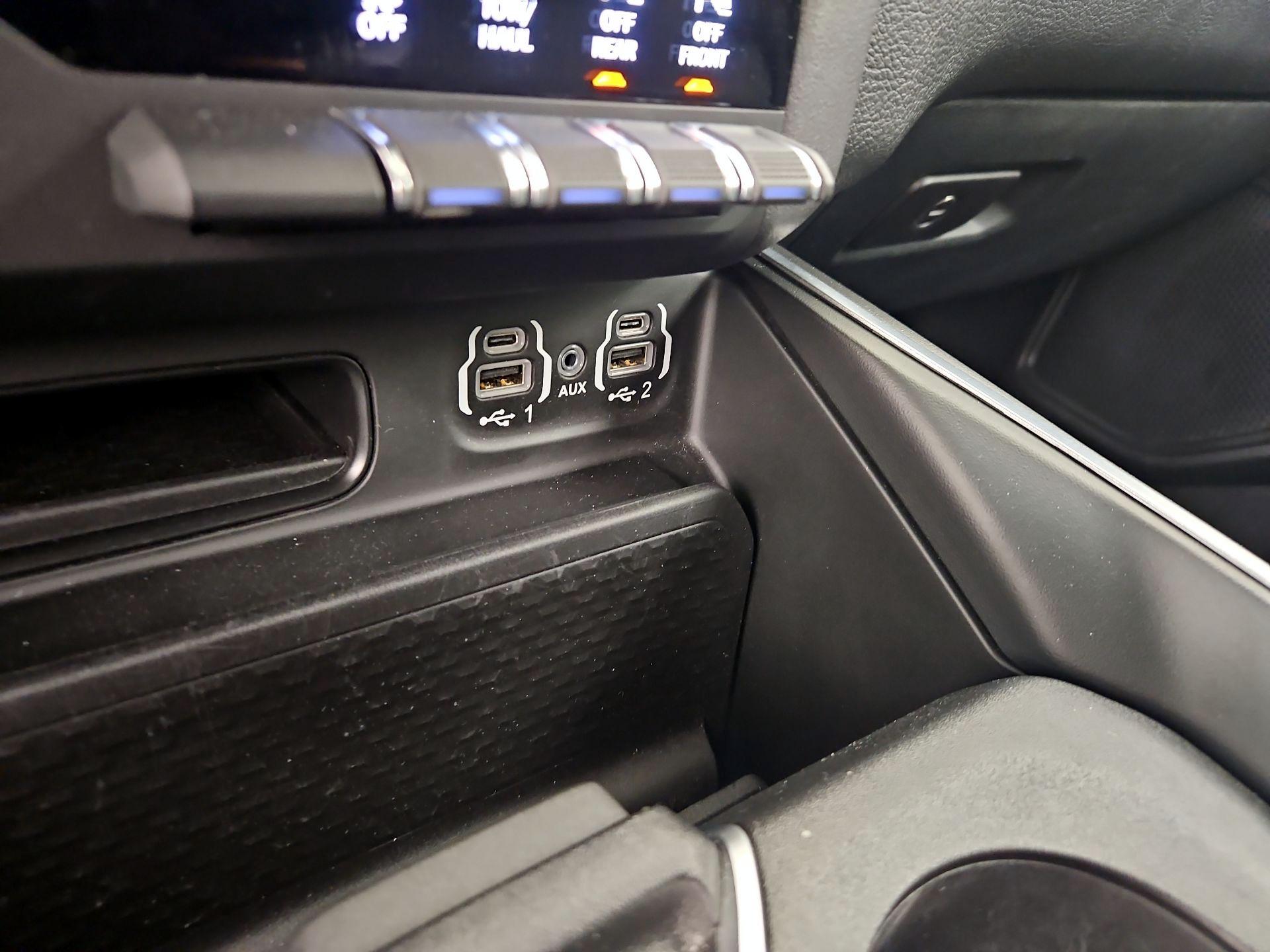 Thumbnail: 2023 RAM 1500 - 18