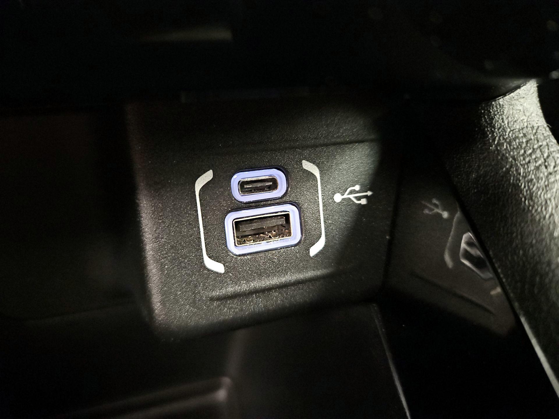 Thumbnail: 2022 Jeep Compass - 18