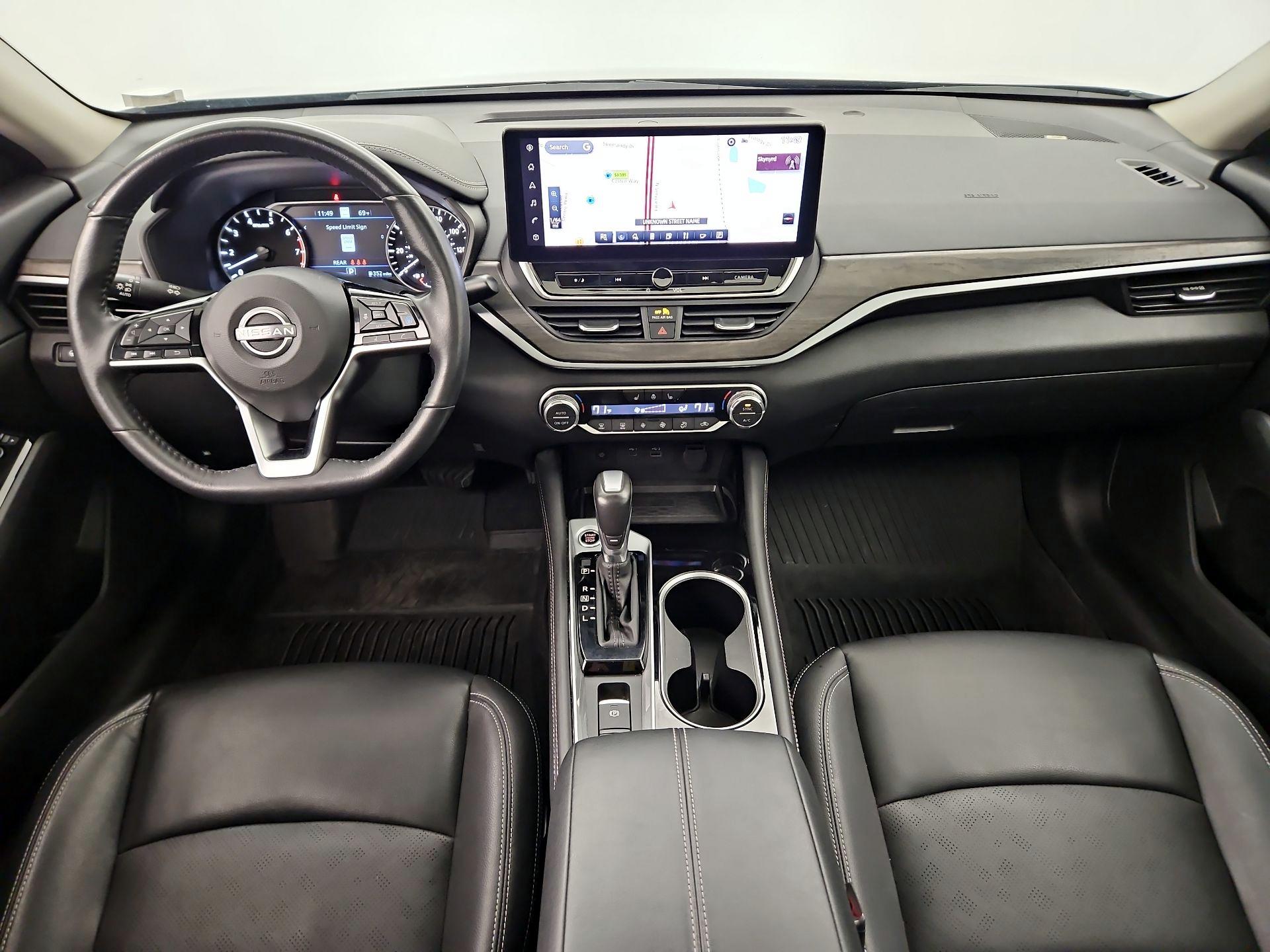 Thumbnail: 2023 Nissan Altima - 9