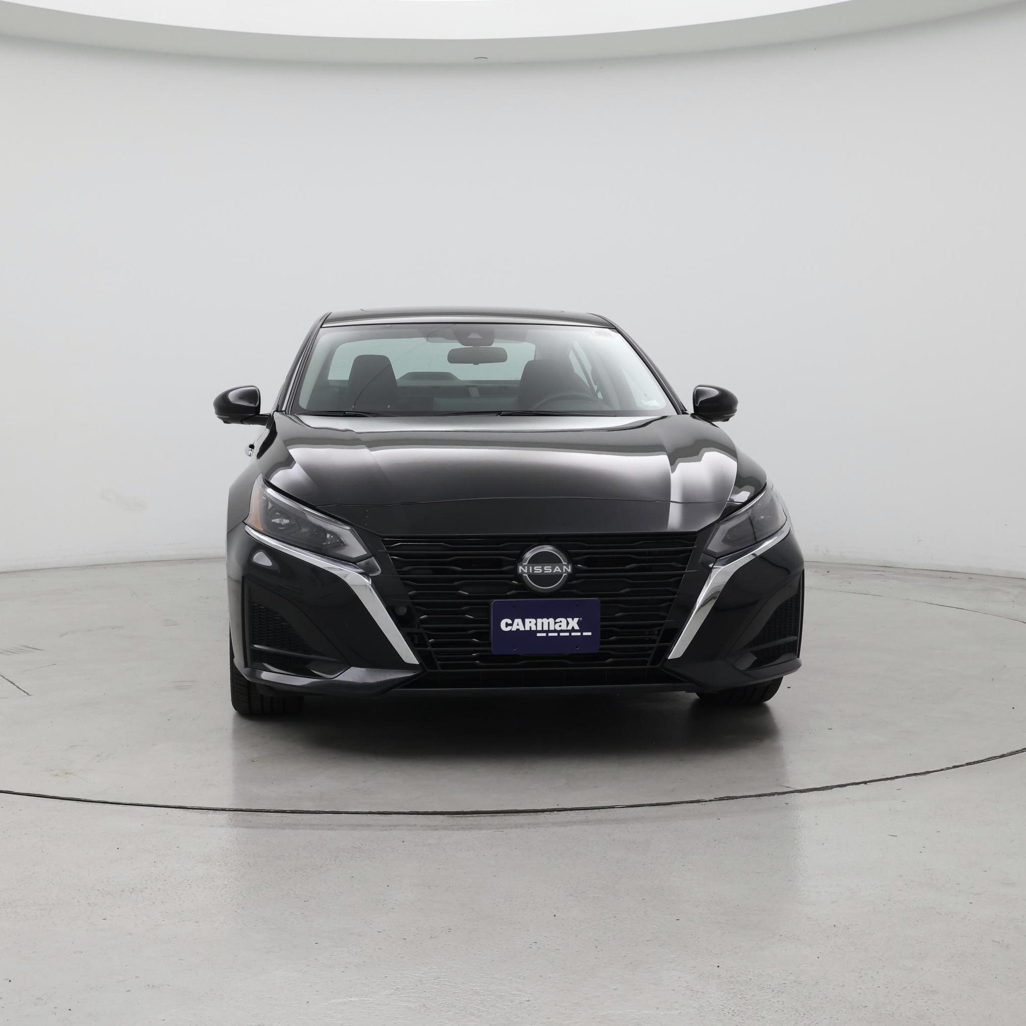 Thumbnail: 2023 Nissan Altima - 5