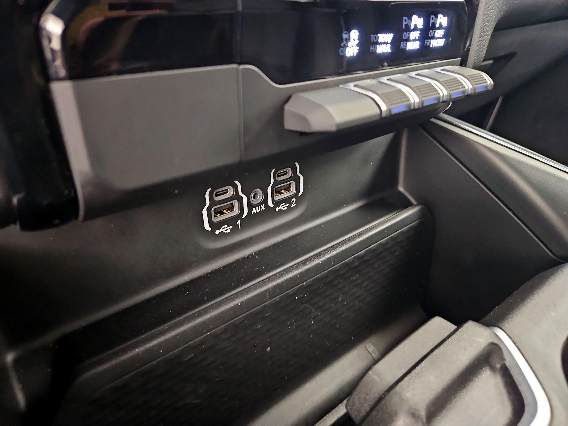 Thumbnail: 2023 RAM 1500 - 18