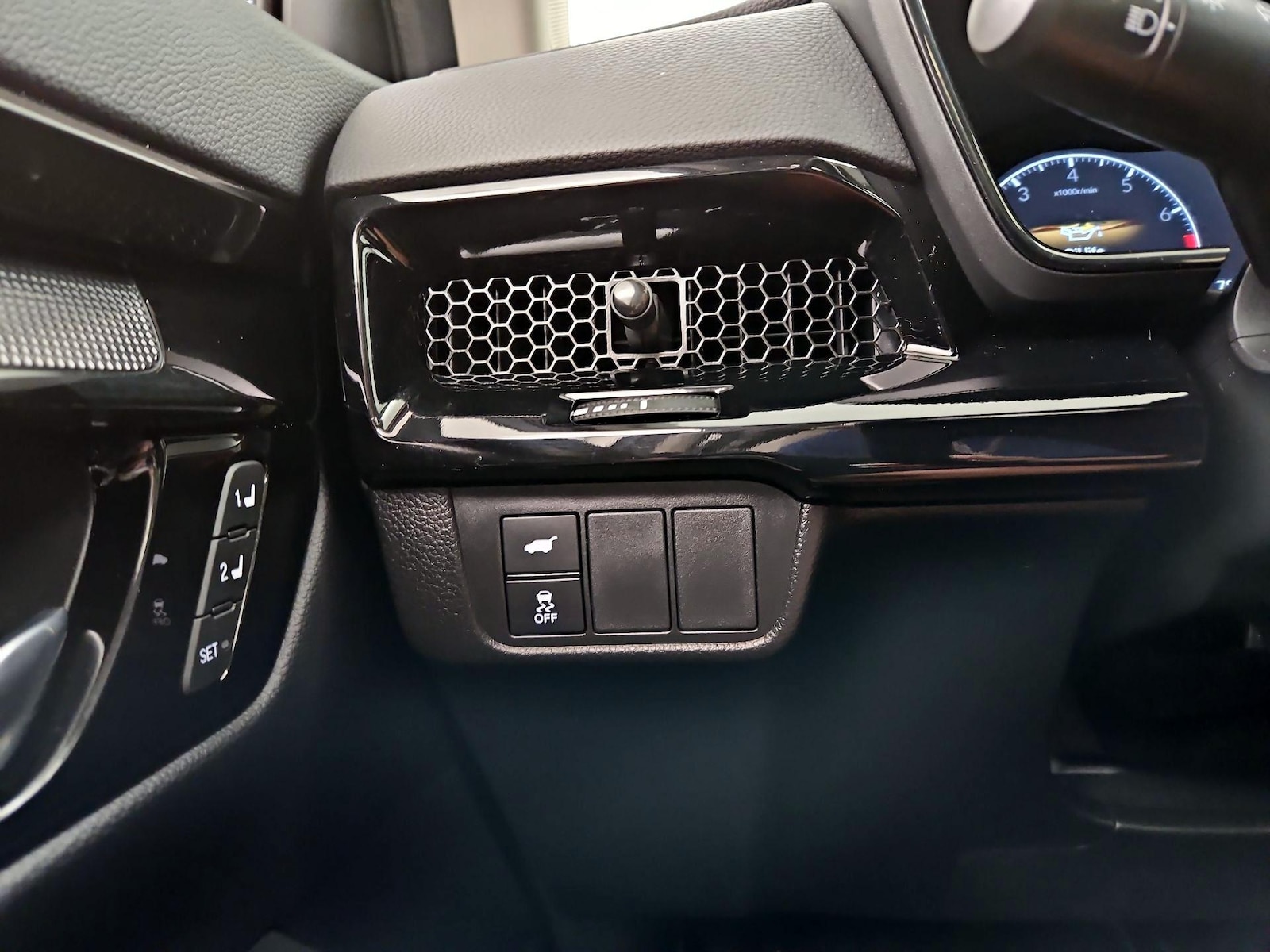 2025 Honda CR-V EX-L - Photo 14