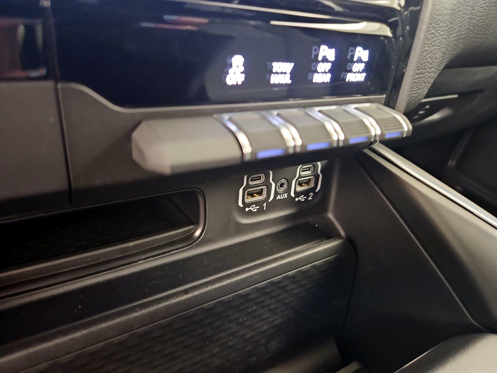 Thumbnail: 2023 RAM 1500 - 19