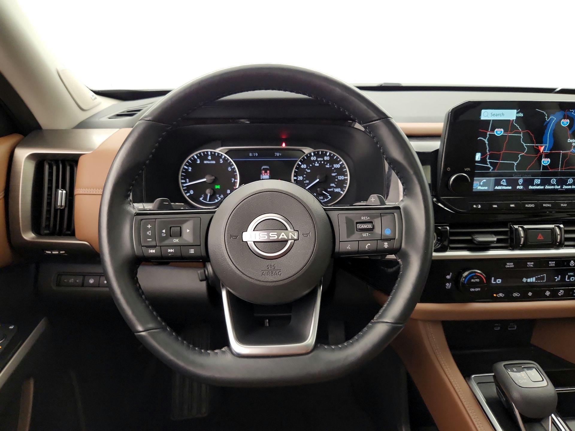 Thumbnail: 2023 Nissan Pathfinder - 10