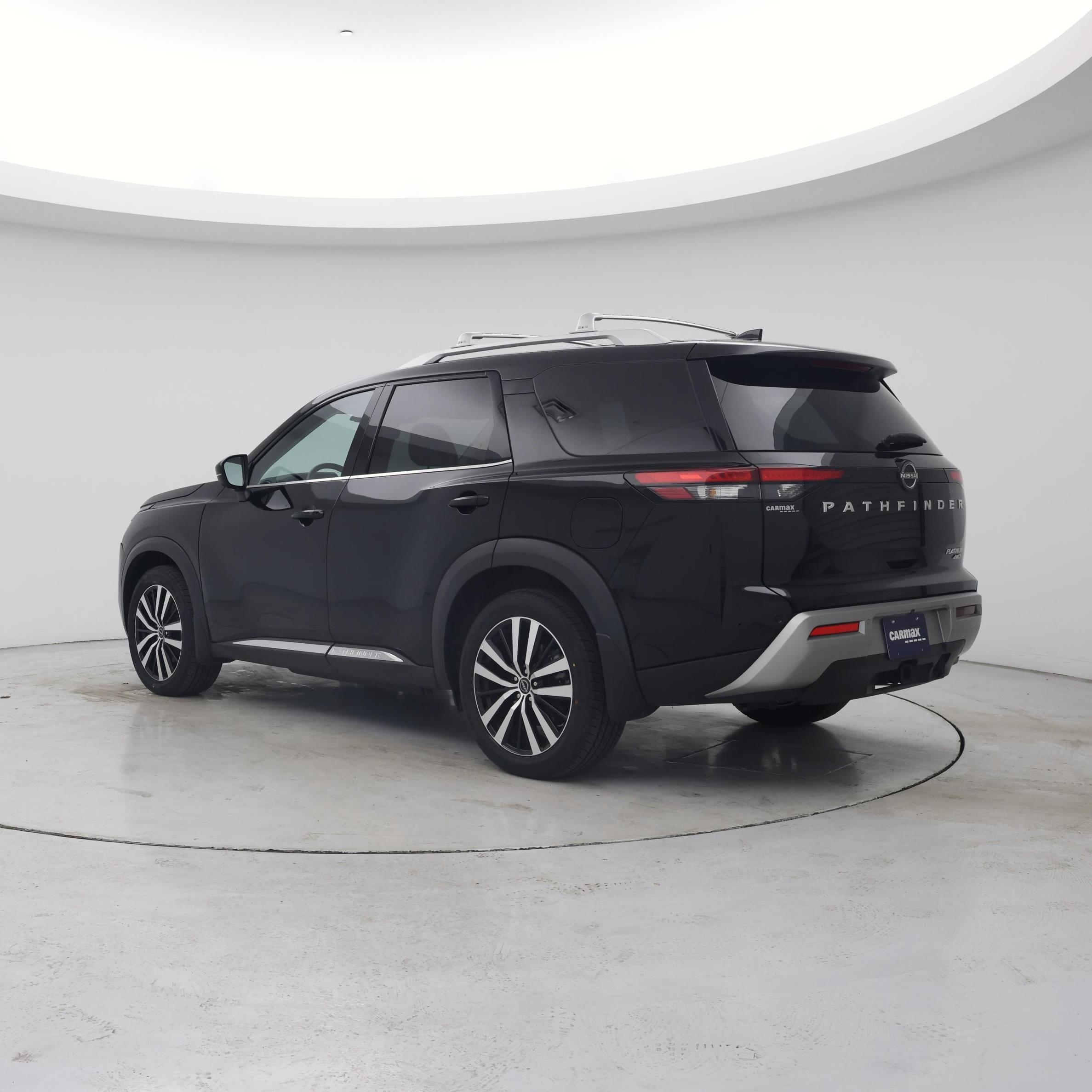Thumbnail: 2023 Nissan Pathfinder - 2