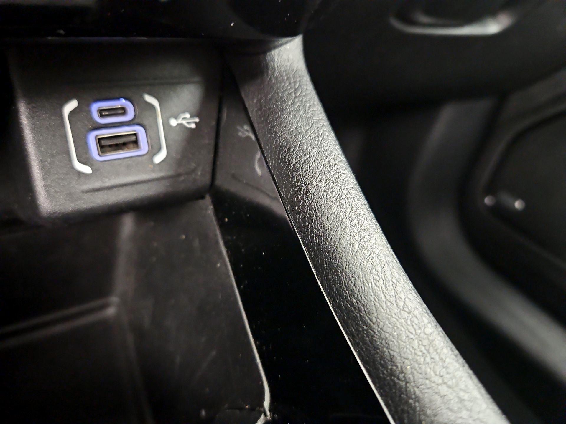 Thumbnail: 2022 Jeep Compass - 18