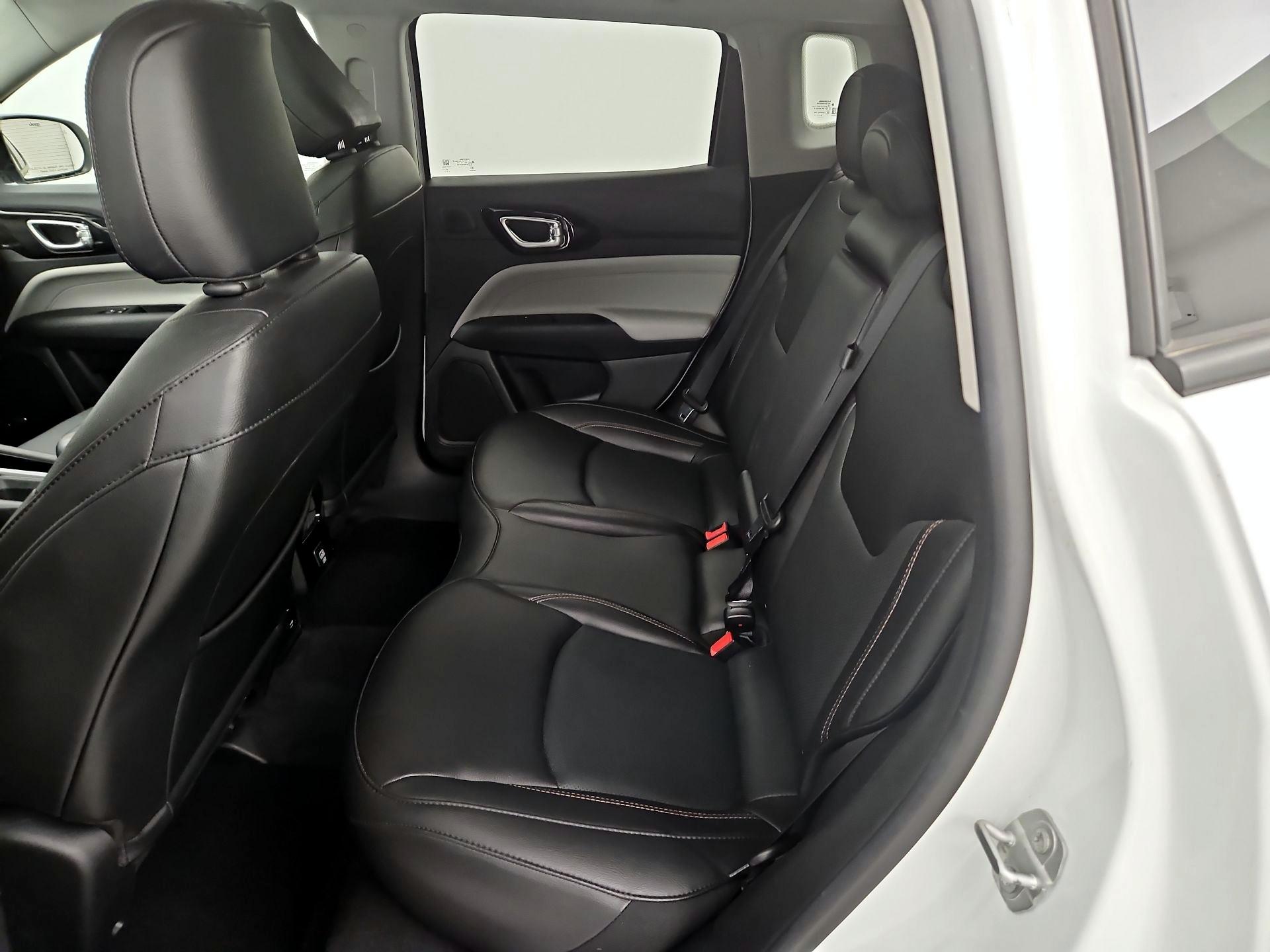 Thumbnail: 2022 Jeep Compass - 20