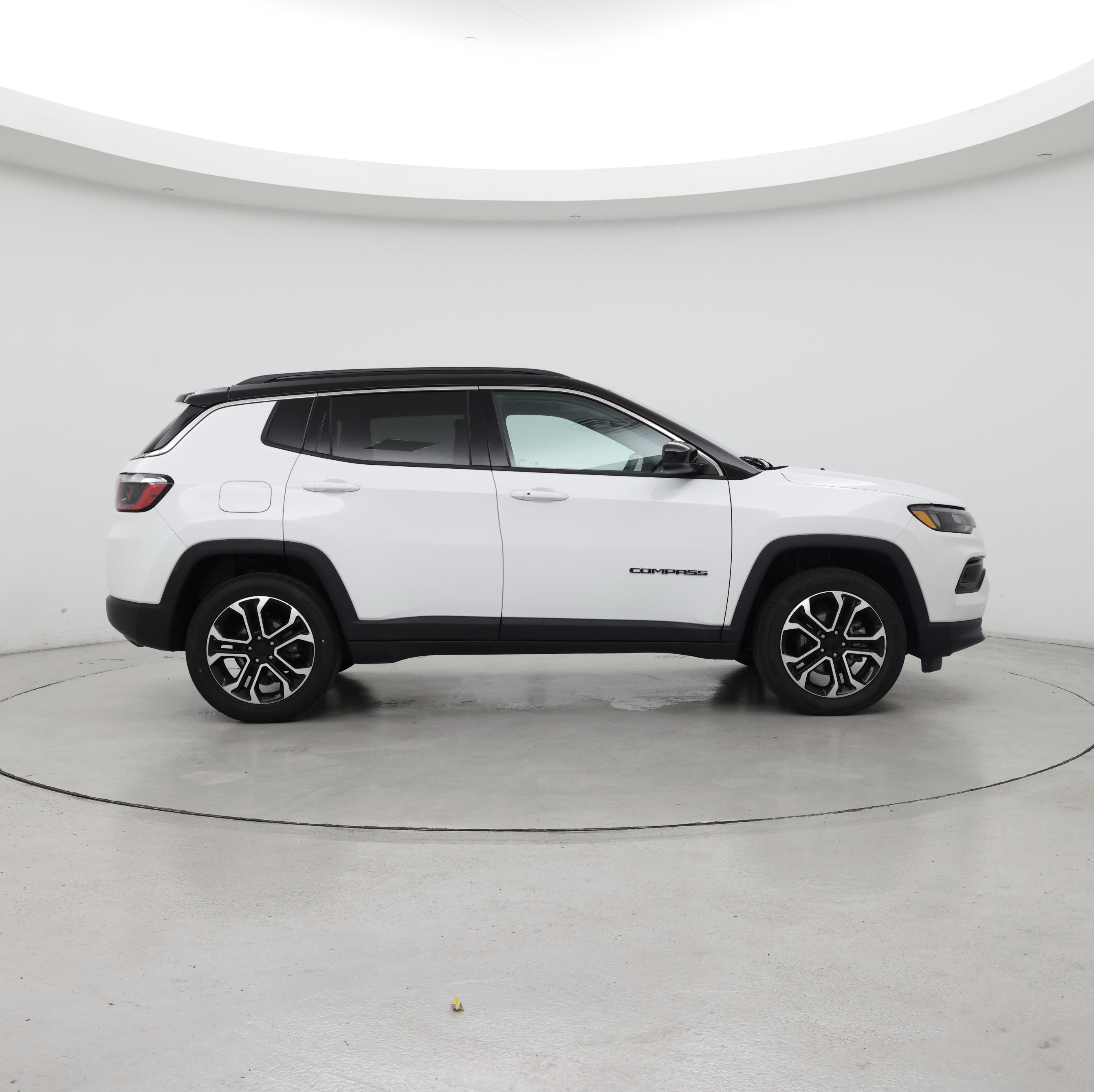 Thumbnail: 2022 Jeep Compass - 7