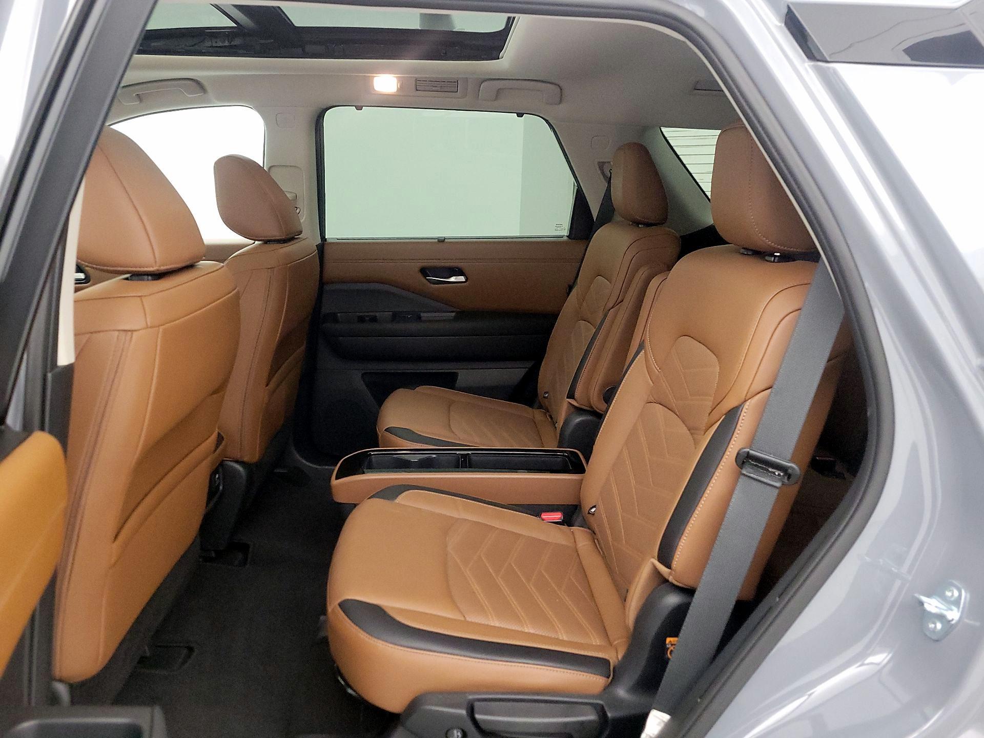 Thumbnail: 2025 Nissan Pathfinder - 20