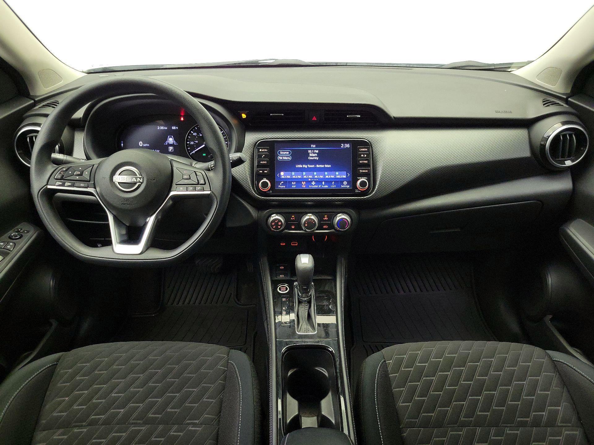 Thumbnail: 2023 Nissan Kicks - 9