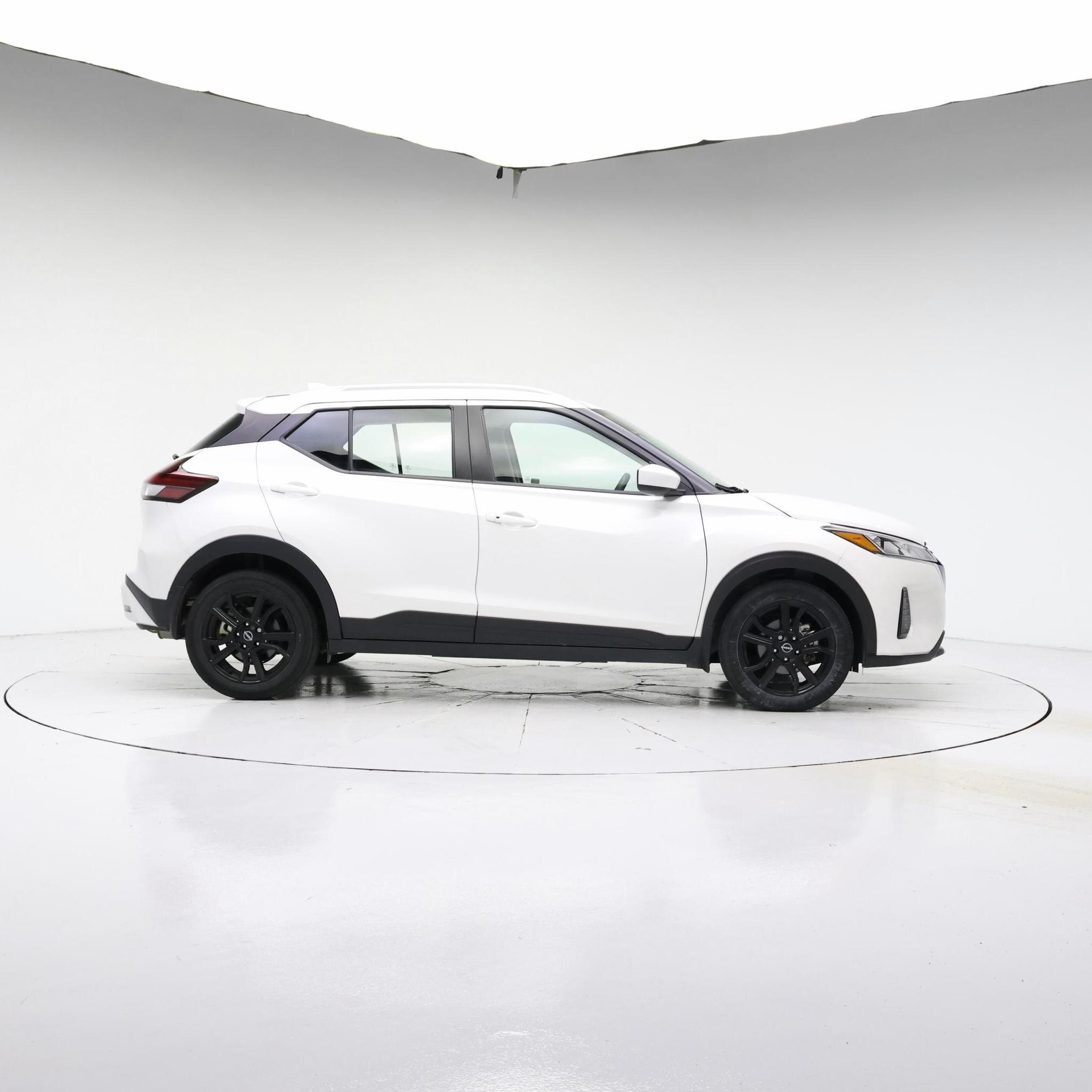 Thumbnail: 2023 Nissan Kicks - 7