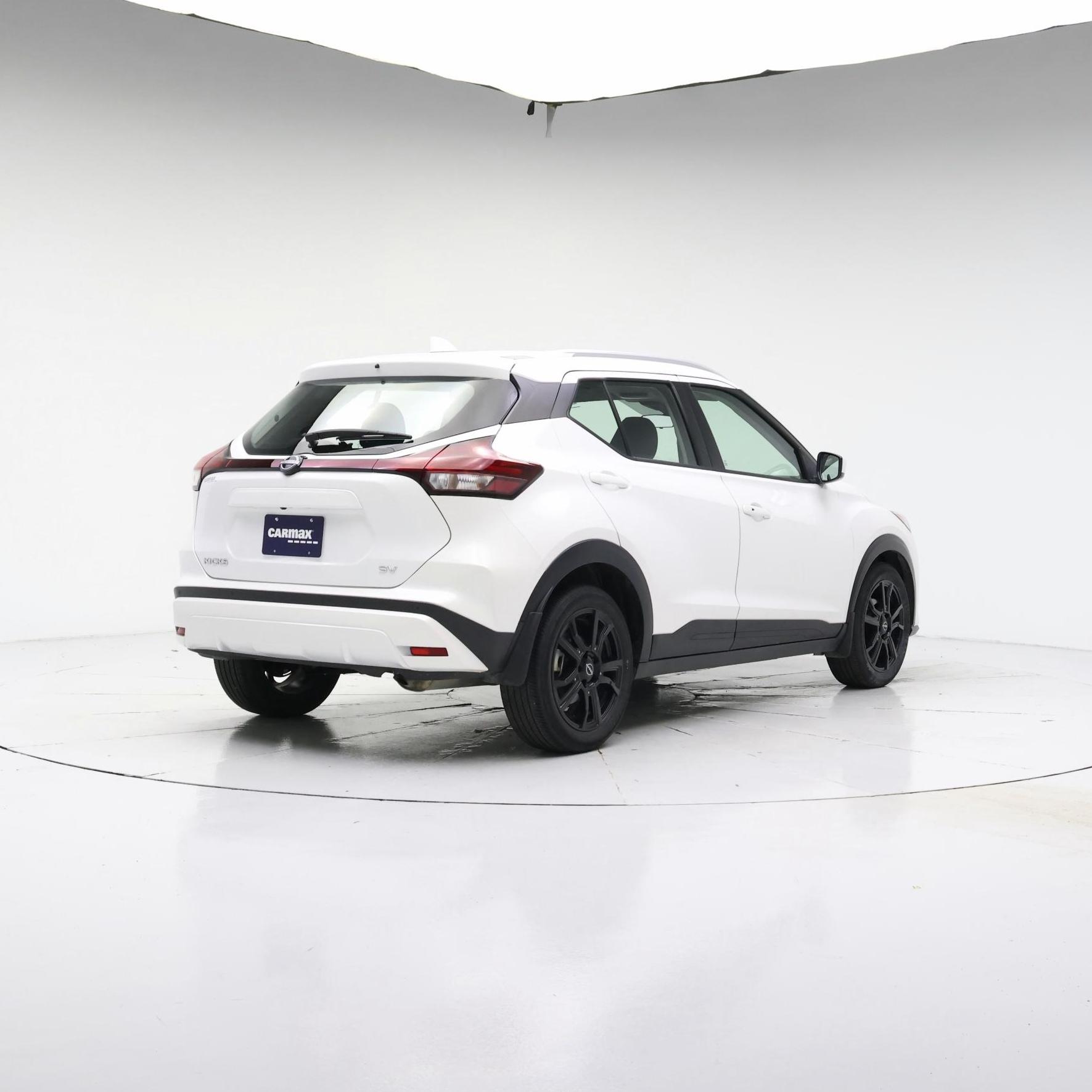 Thumbnail: 2023 Nissan Kicks - 8