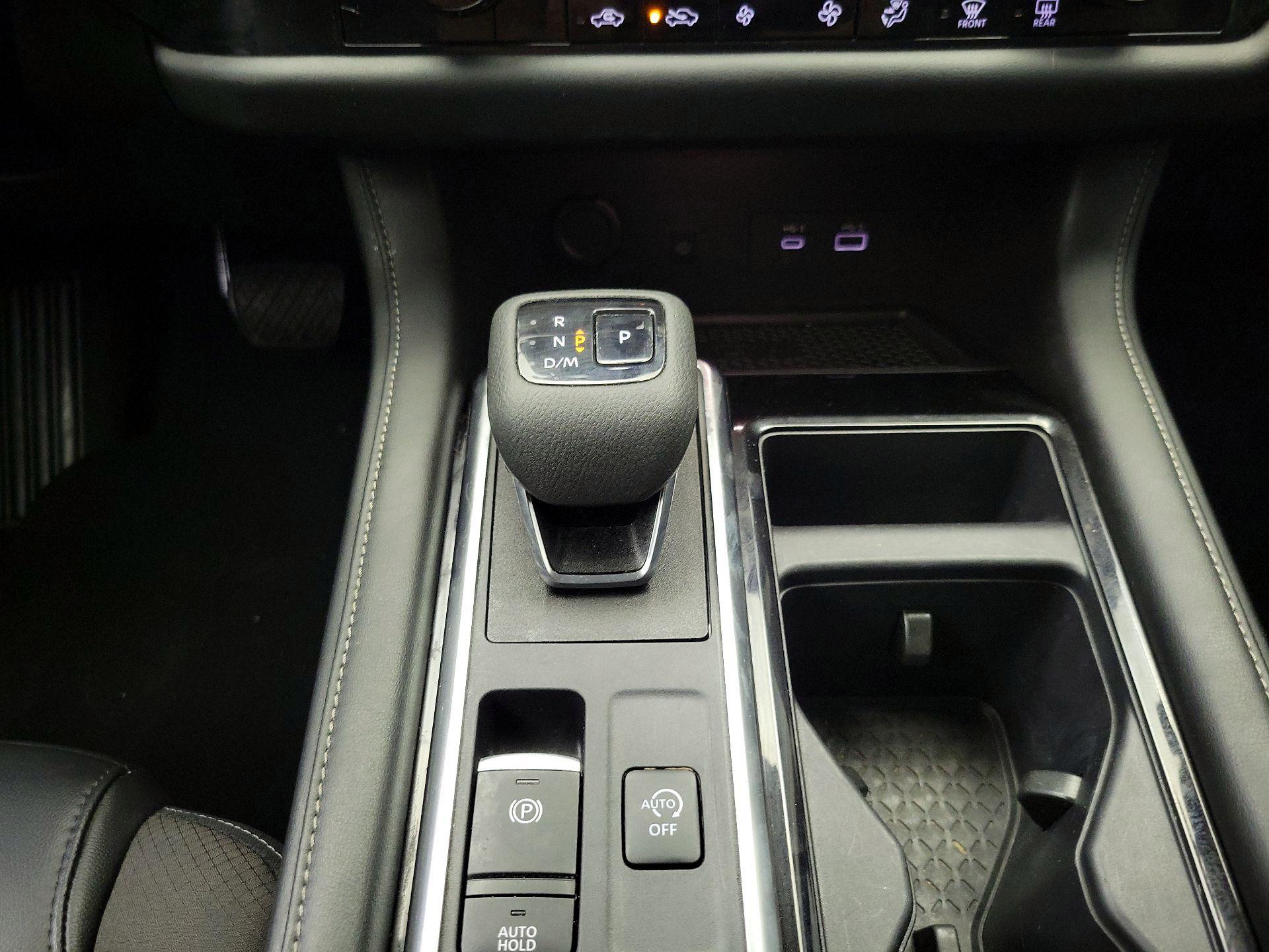 Thumbnail: 2023 Nissan Pathfinder - 18
