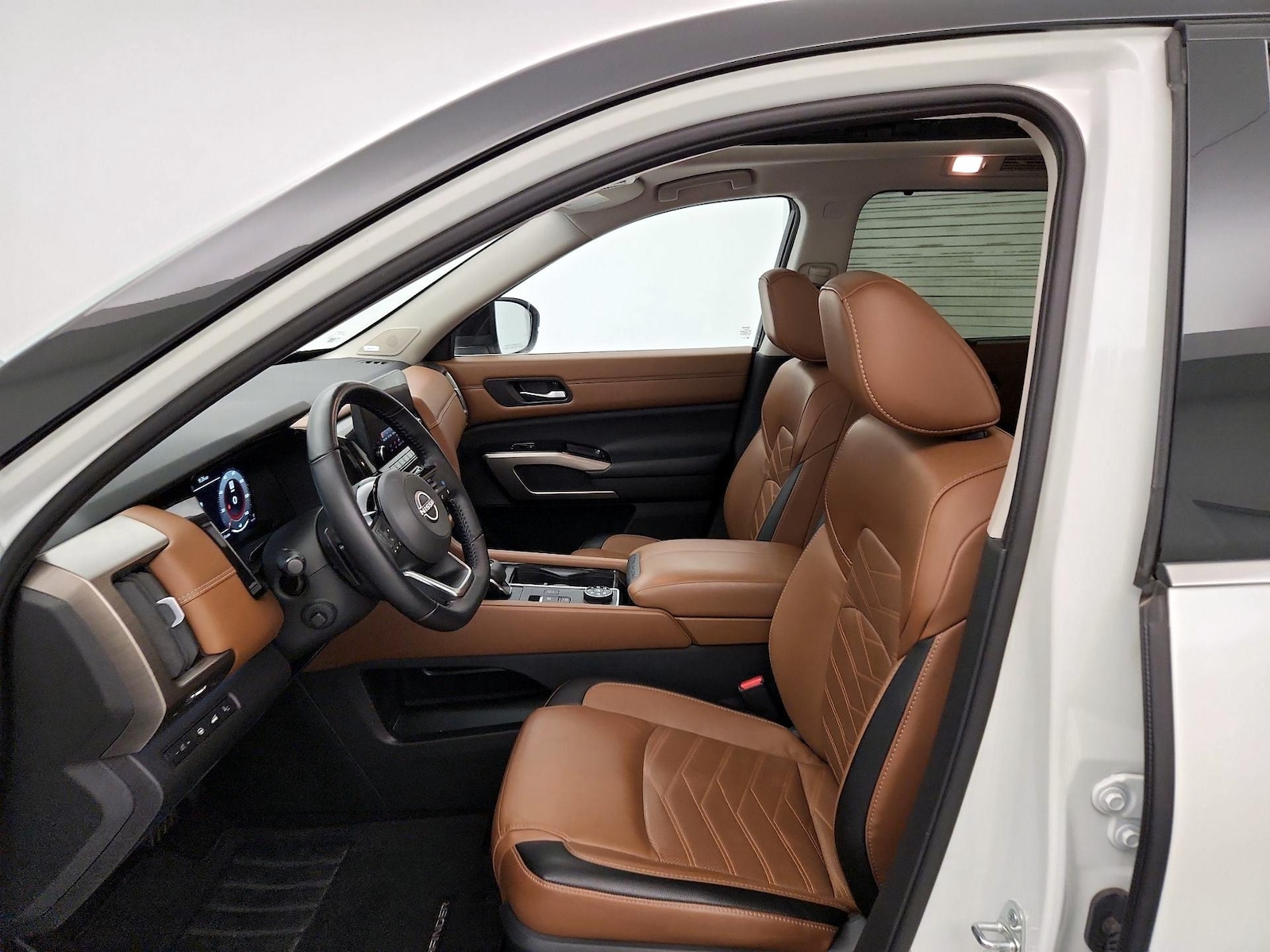 2023 Nissan Pathfinder Platinum - Photo 12