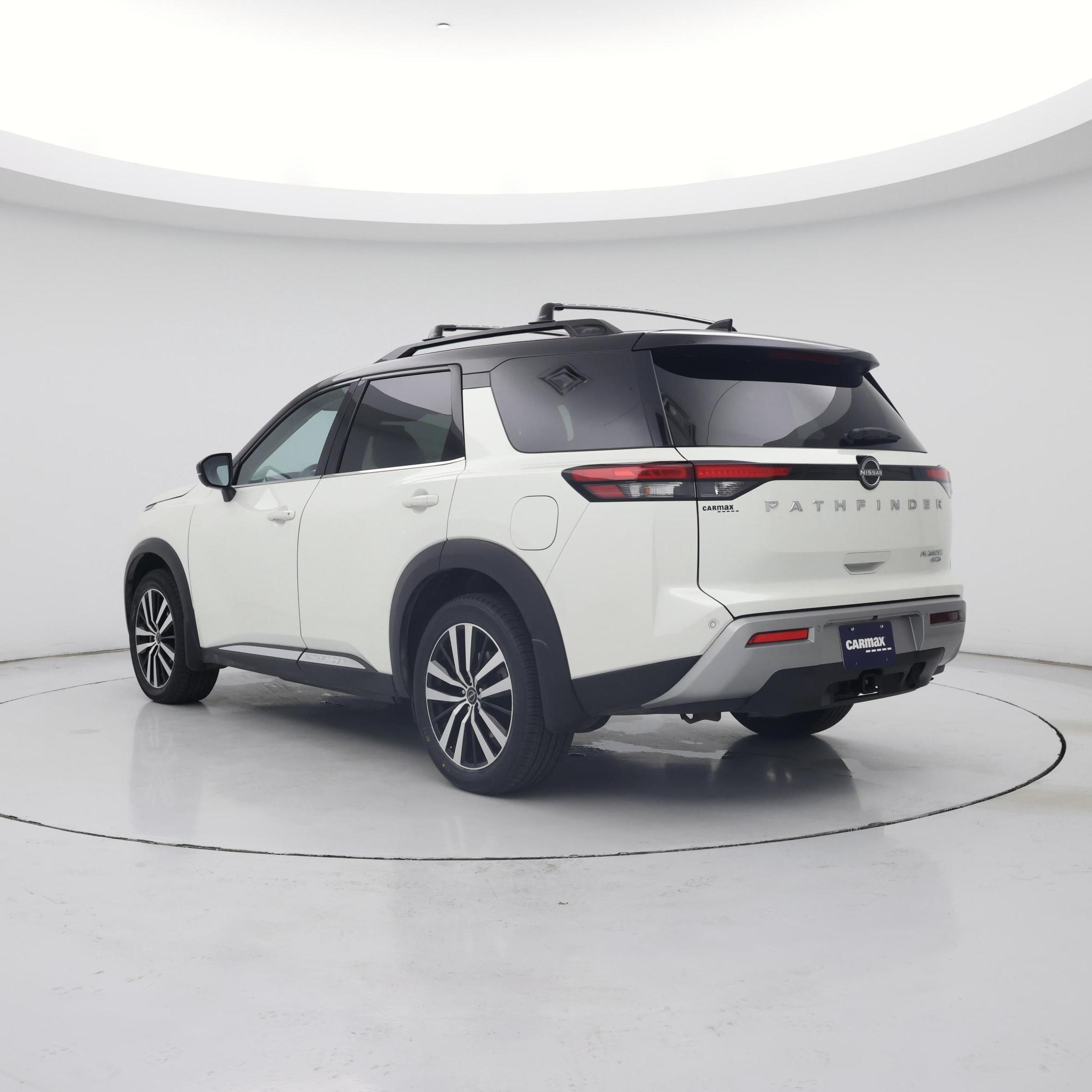 Thumbnail: 2023 Nissan Pathfinder - 2